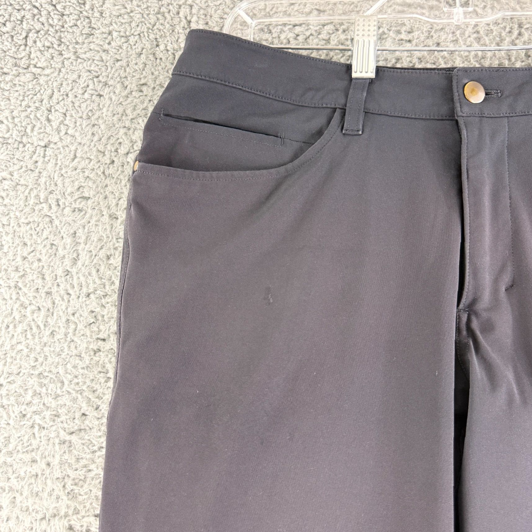 Lululemon Lululemon ABC Classic Fit Pant Mens Size 32 Black Straight Leg Casual Work Gym Pants Size US 32 / EU 48 - 2 Thumbnail