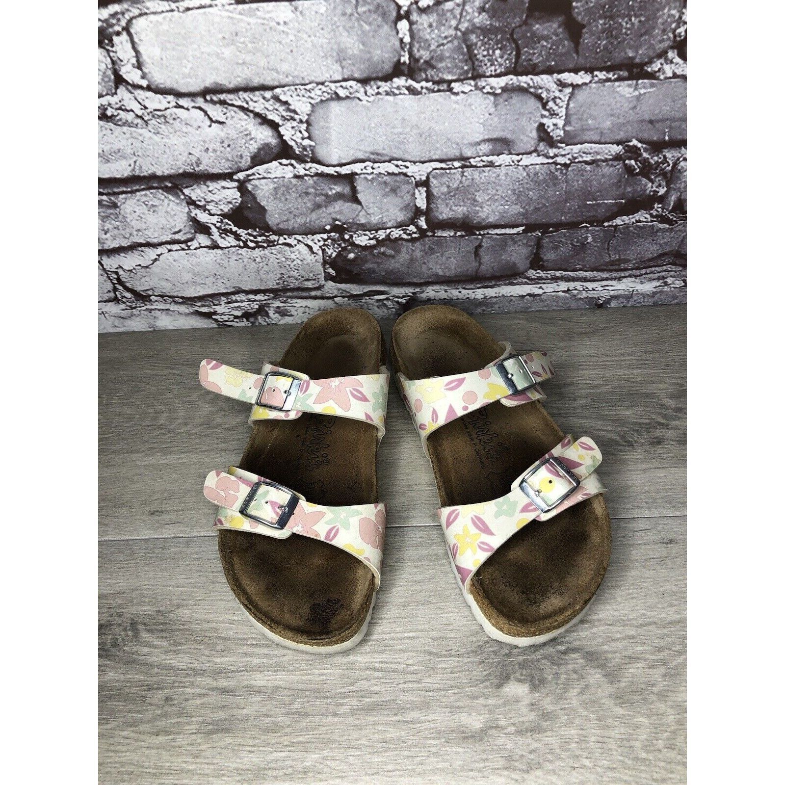 Birkenstock Birki's Birkenstock Pink Leather Floral Slides Sandals Women Size US 6.5 / IT 36.5 - 10 Thumbnail