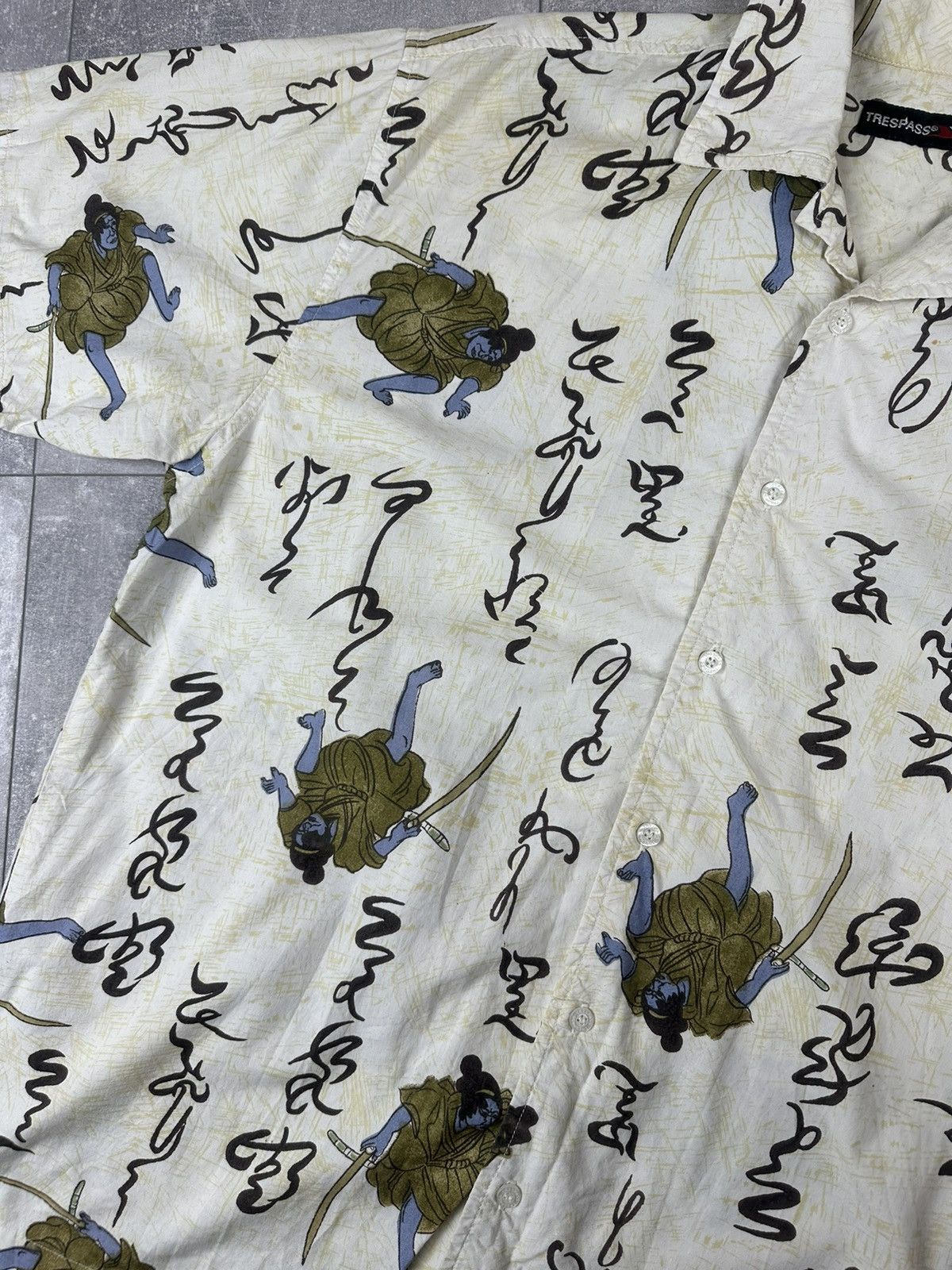 Other Trespass Japanese Crazy Outdoor Shirt Button Up Size US L / EU 52-54 / 3 - 6 Thumbnail