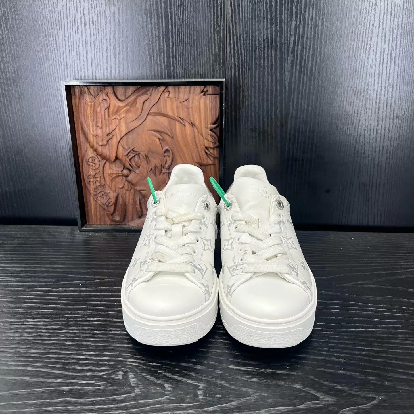 Louis Vuitton LV Time Out Silver/White Sneaker 38 Original Box Like New Size US 7.5 / IT 37.5 - 5 Thumbnail