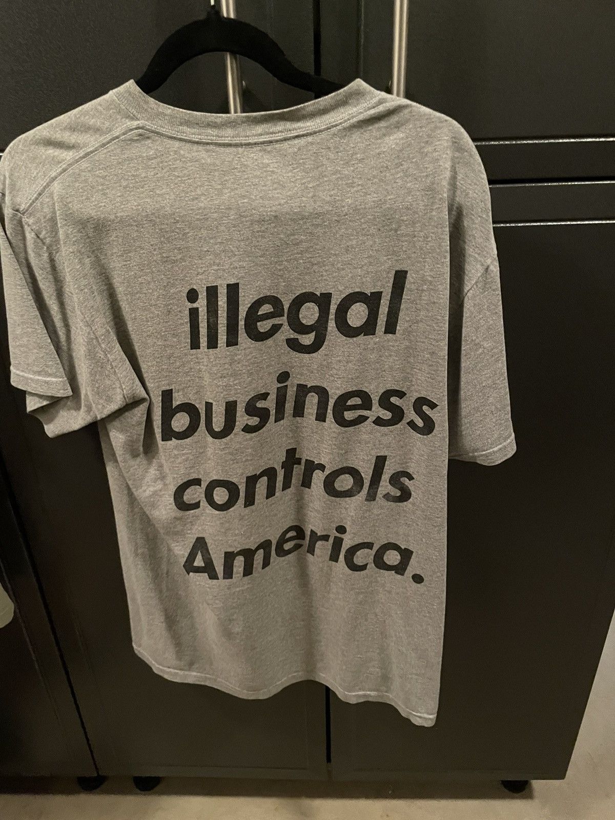 Supreme Supreme Illegal Business Controls America tee Size US M / EU 48-50 / 2 - 3 Thumbnail