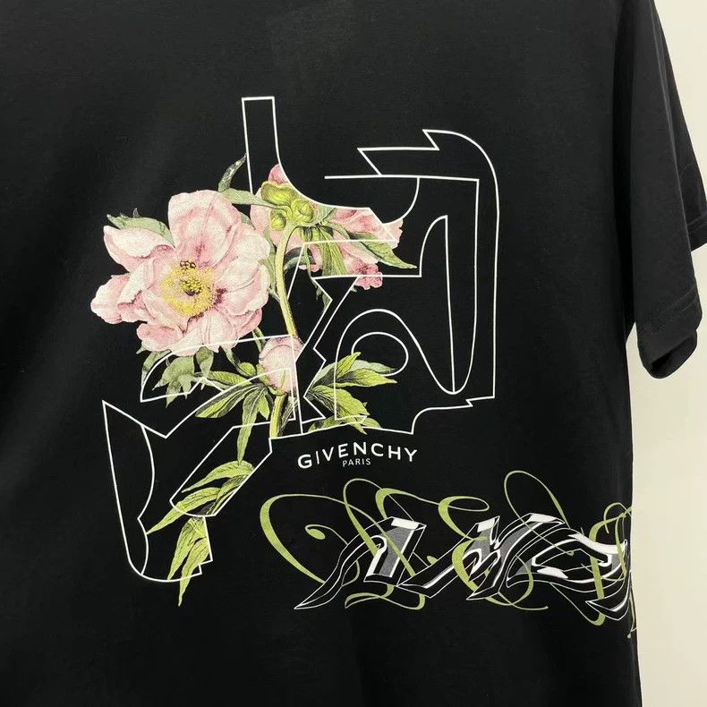 Givenchy Givenchy Black Floral Printed Short Sleeve T-Shirt Size US S / EU 44-46 / 1 - 4 Thumbnail