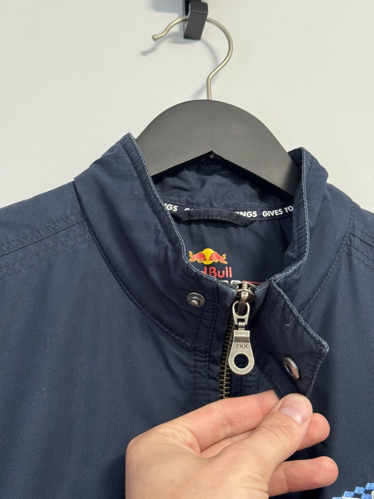 Red Bull Red Bull Racing RB8 Jacket Navy Formula 1 F1 Windbreaker Size US L / EU 52-54 / 3 - 9 Thumbnail