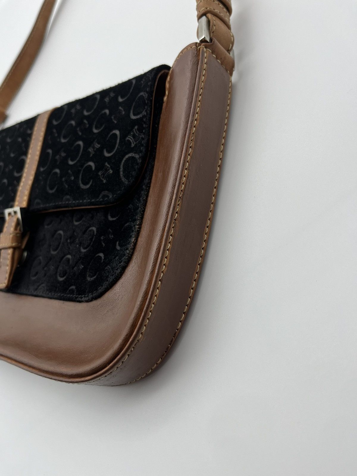 Celine Authentic CELINE Shoulder Bag Size ONE SIZE - 3 Thumbnail