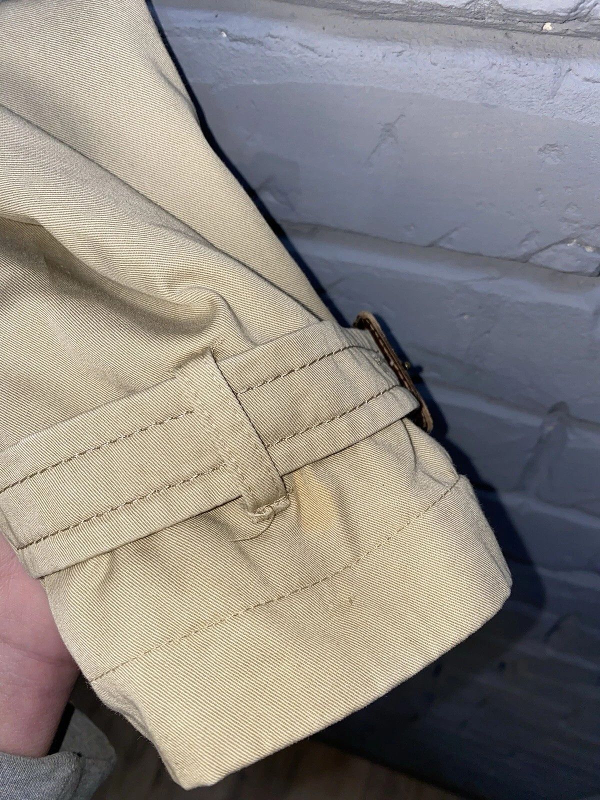 Burberry Vintage Burberry Beige Trench Coat Jacket Mens Size 52 Size US L / EU 52-54 / 3 - 8 Thumbnail