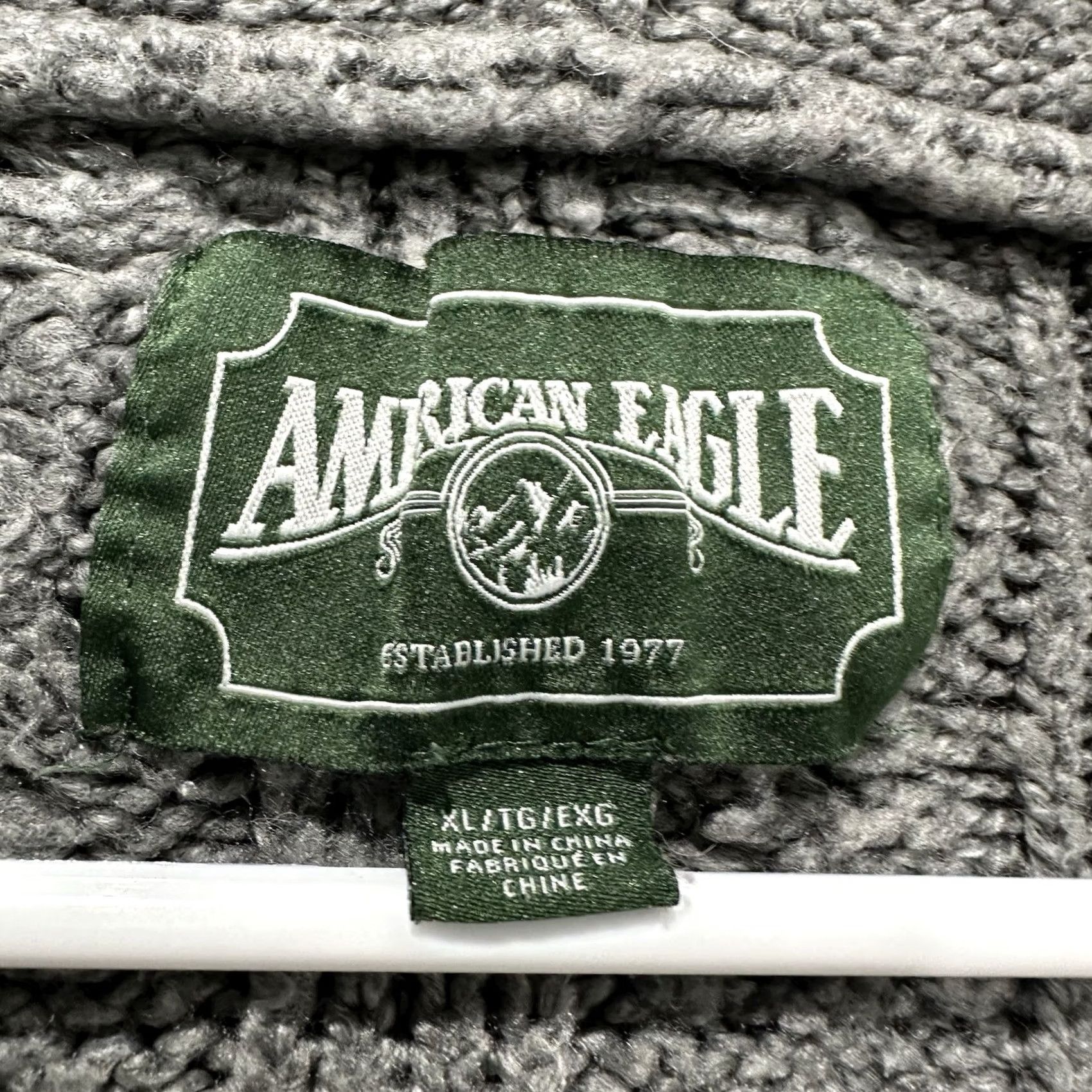 American Eagle Outfitters American Eagle Hoodie Sweater XL Gray Cable Knit V-Neck Cropped EUC Womens Size XL / US 12-14 / IT 48-50 - 3 Thumbnail