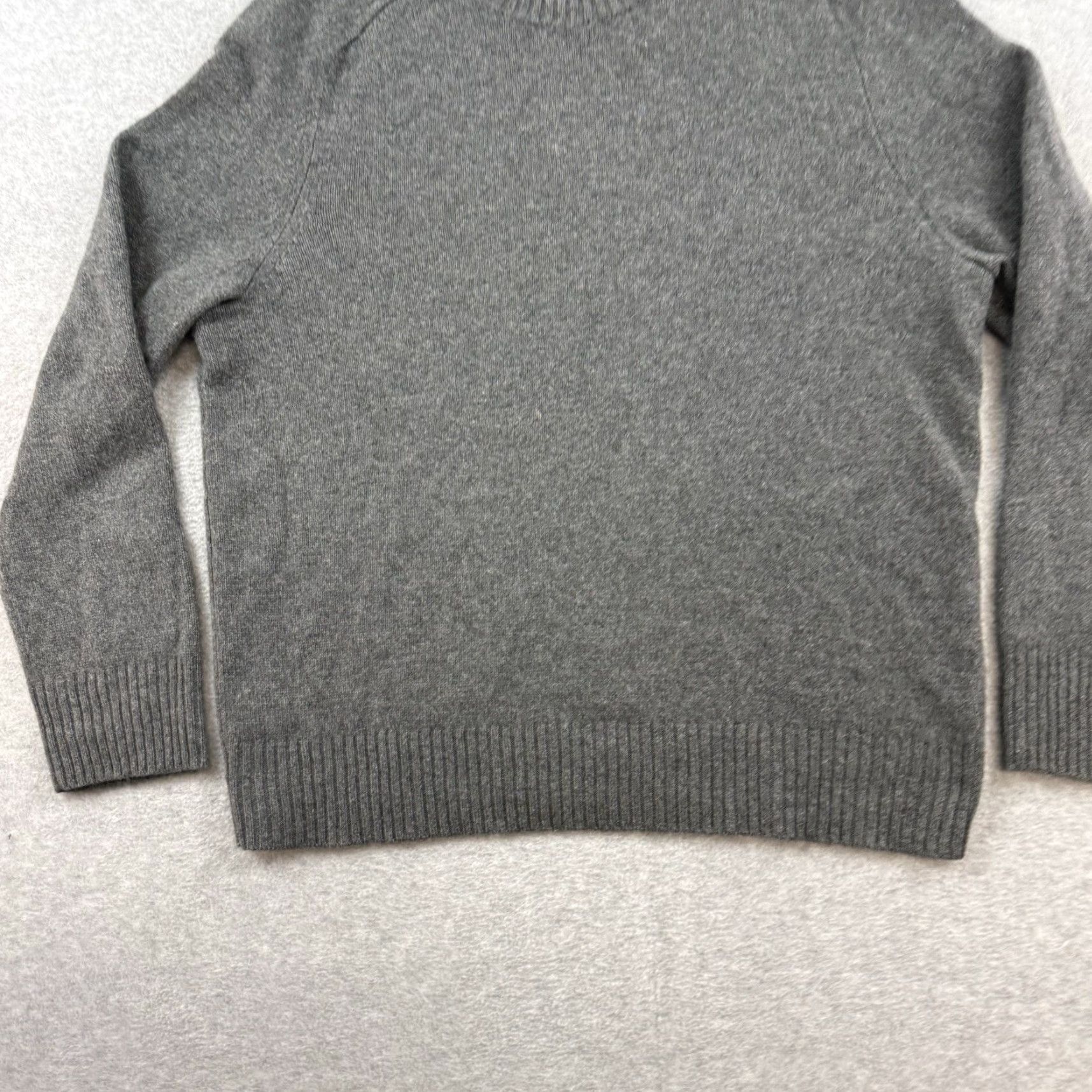 Banana Republic Banana Republic Sweater XL Mens Dark Gray Cashmere Crew Neck Pullover EUC Size US XL / EU 56 / 4 - 2 Thumbnail