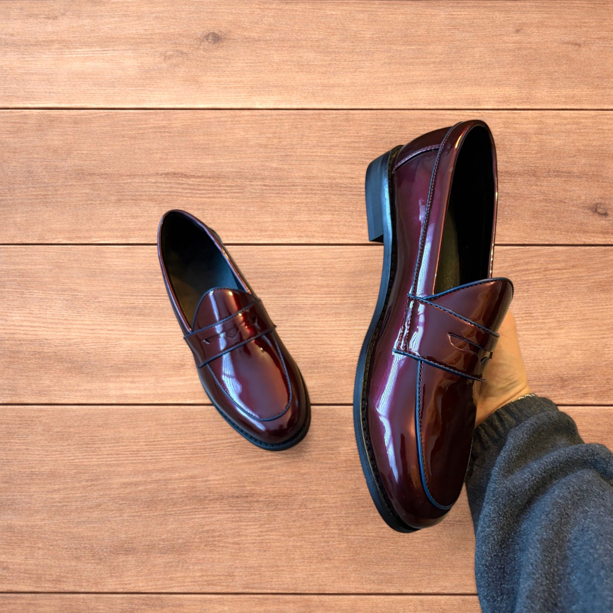Japanese Brand Faux leather penny dress loafers shoes in oxblood red. Size US 11 / EU 44 - 4 Thumbnail
