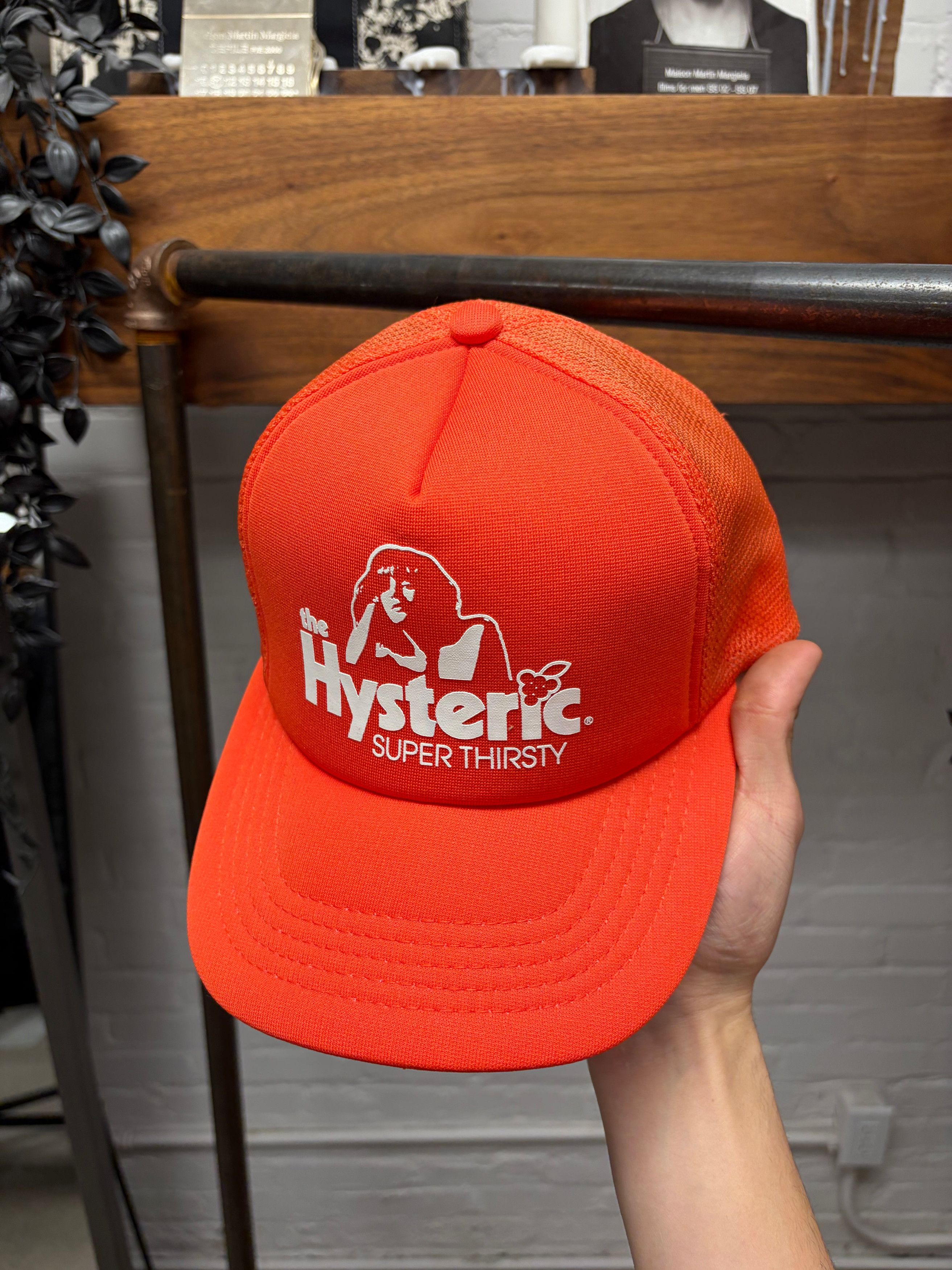 Hysteric Glamour Hysteric Glamour ‘Super Thirsty’ Mesh Trucker Hat Size ONE SIZE - 2 Thumbnail