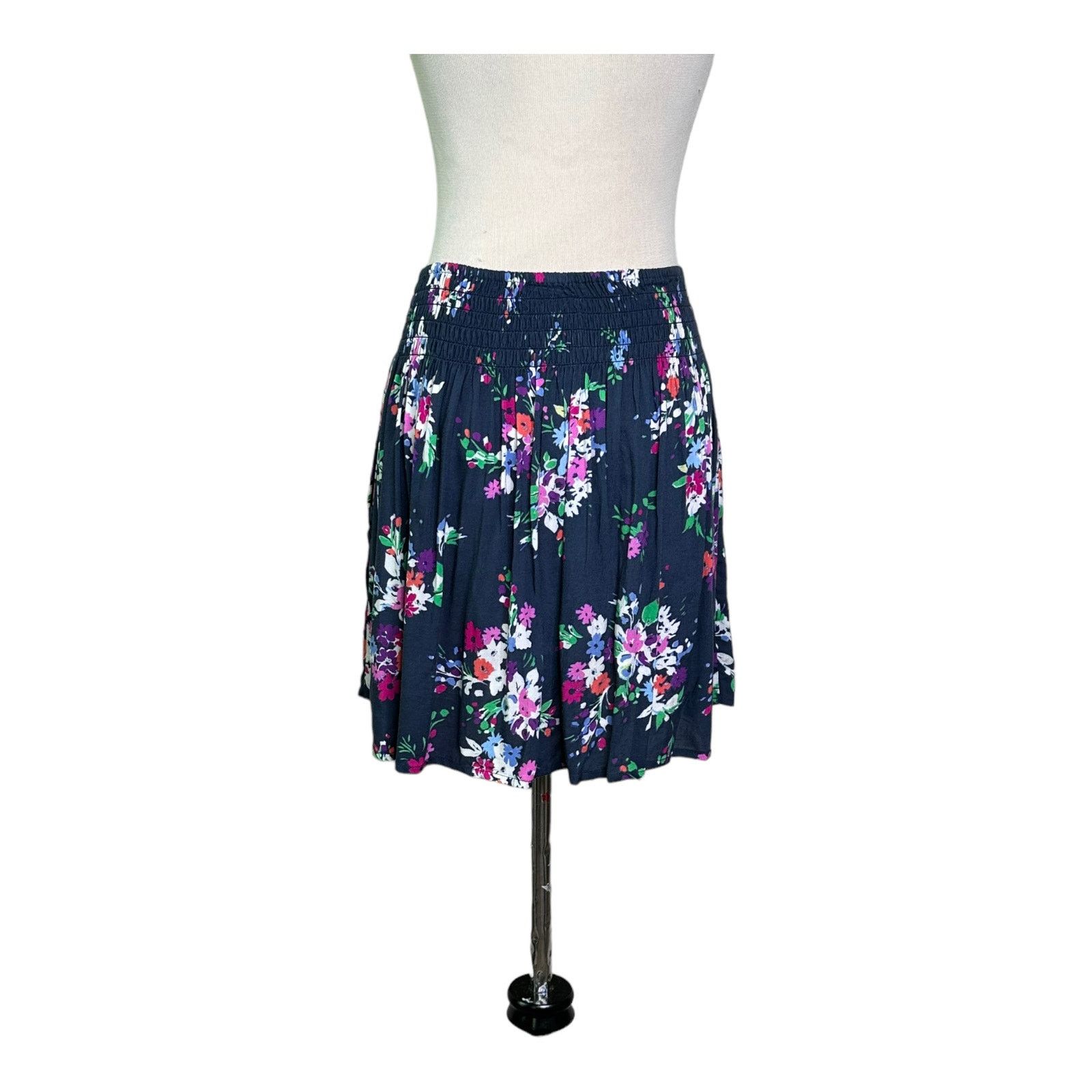 Express Express blue floral pull on pleated mini skirt size XS Size 28" / US 6 / IT 42 - 9 Thumbnail