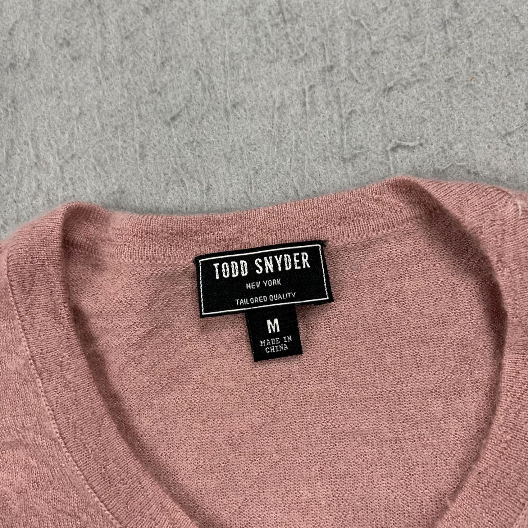 Todd Snyder VINTAGE Todd Snyder Sweater Mens Medium Pink 100% Cashmere Crewneck Pocket Long Sleeve Size US M / EU 48-50 / 2 - 4 Thumbnail