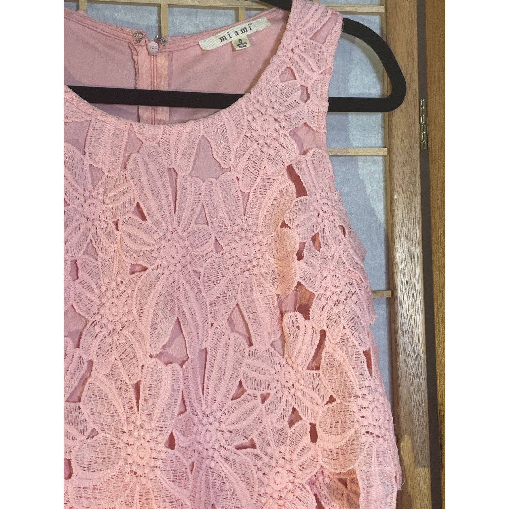 Other Francesca's Miami Sm Lace Floral Dress Size S / US 4 / IT 40 - 3 Thumbnail