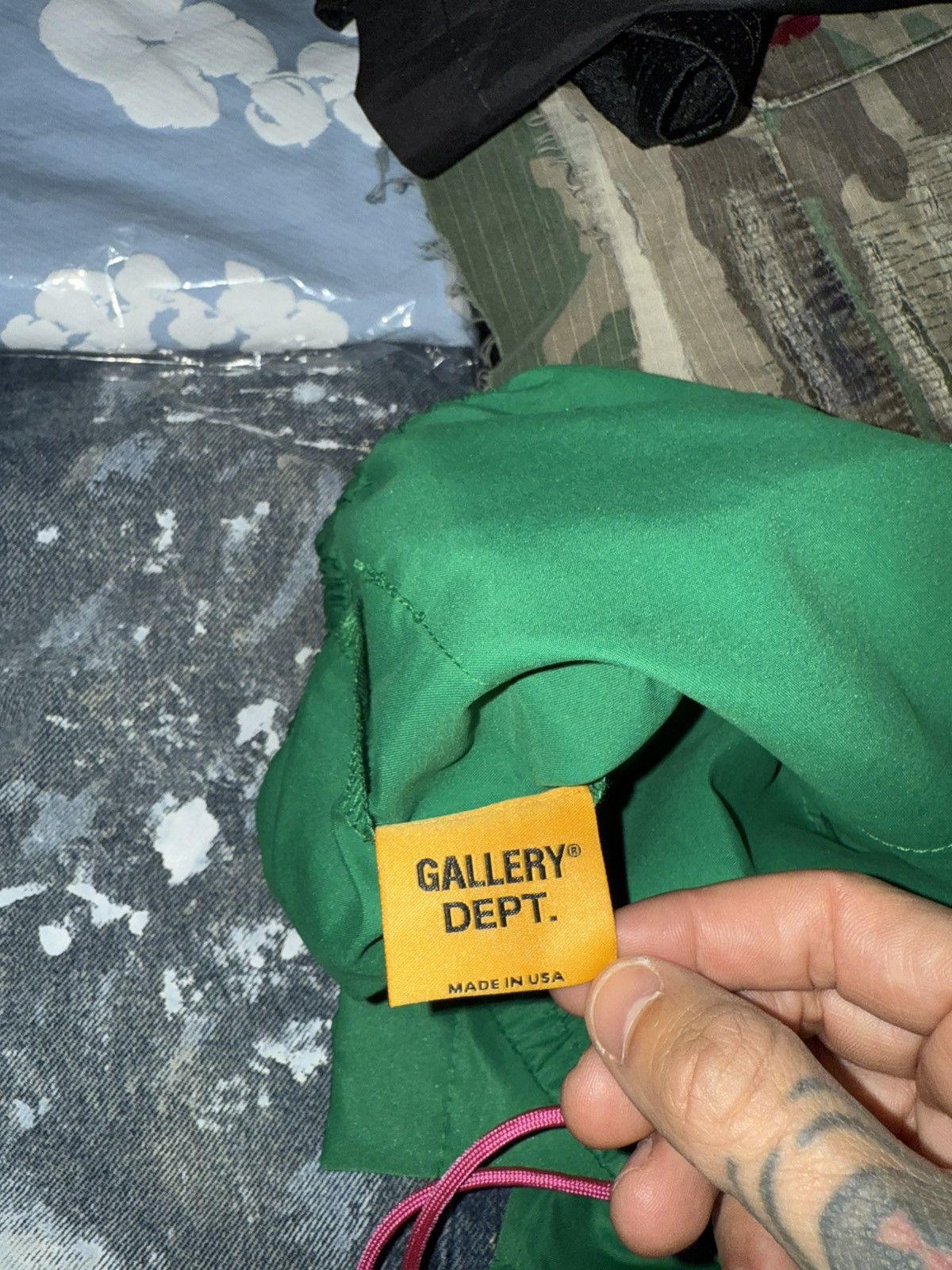 Gallery Dept. Zuma shorts Size US 36 / EU 52 - 2 Thumbnail