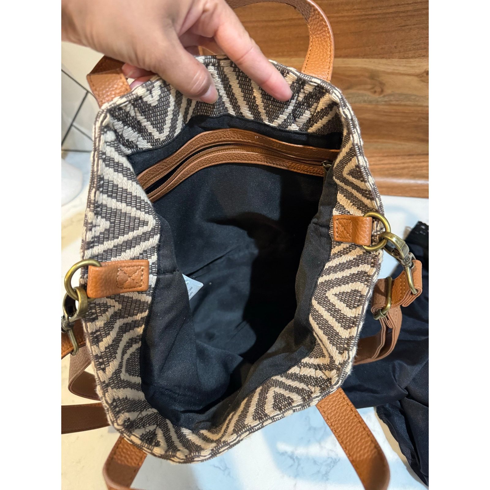 Other Thirty-One Gifts geometric diamond woven crossbody tote bag Size ONE SIZE - 13 Thumbnail