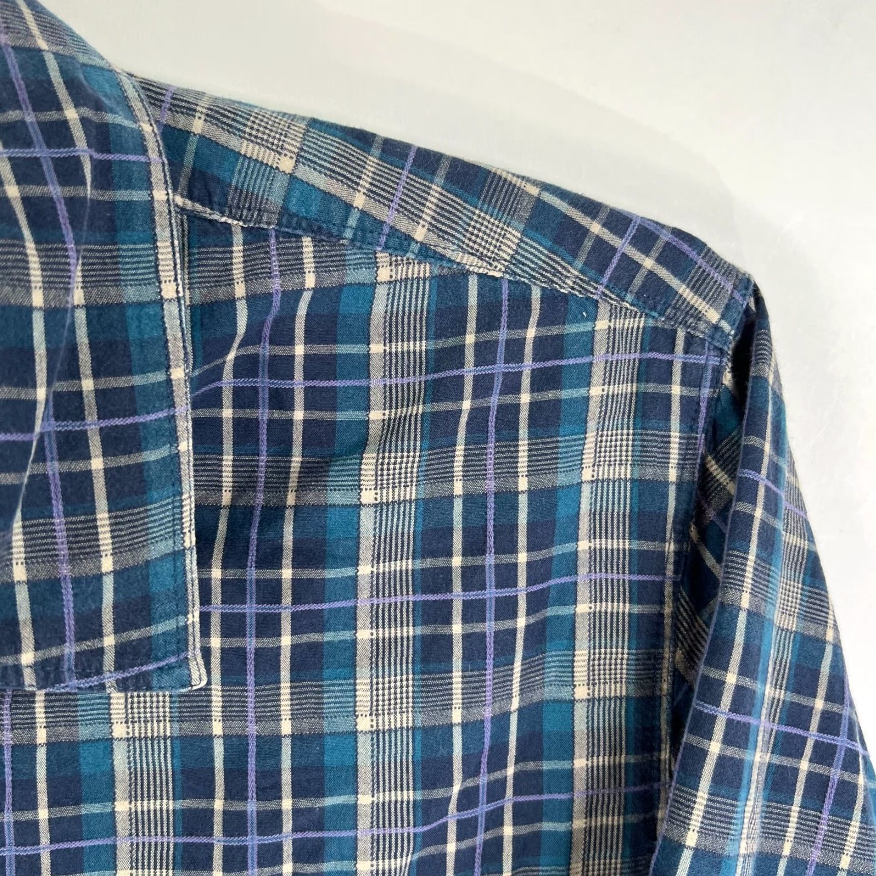 Vintage Woolrich Relaxed Fit Plaid Casual Button Shirt Mens XL Blue Short Sleeve Size US XL / EU 56 / 4 - 2 Thumbnail