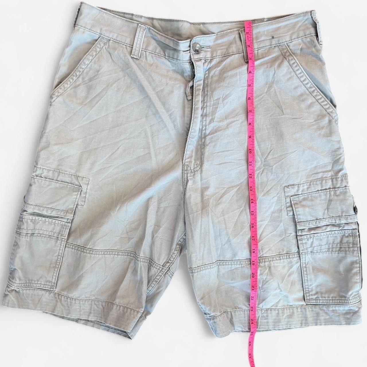 Levi's Levi's Men's tan cream Shorts Size US 41 - 4 Thumbnail