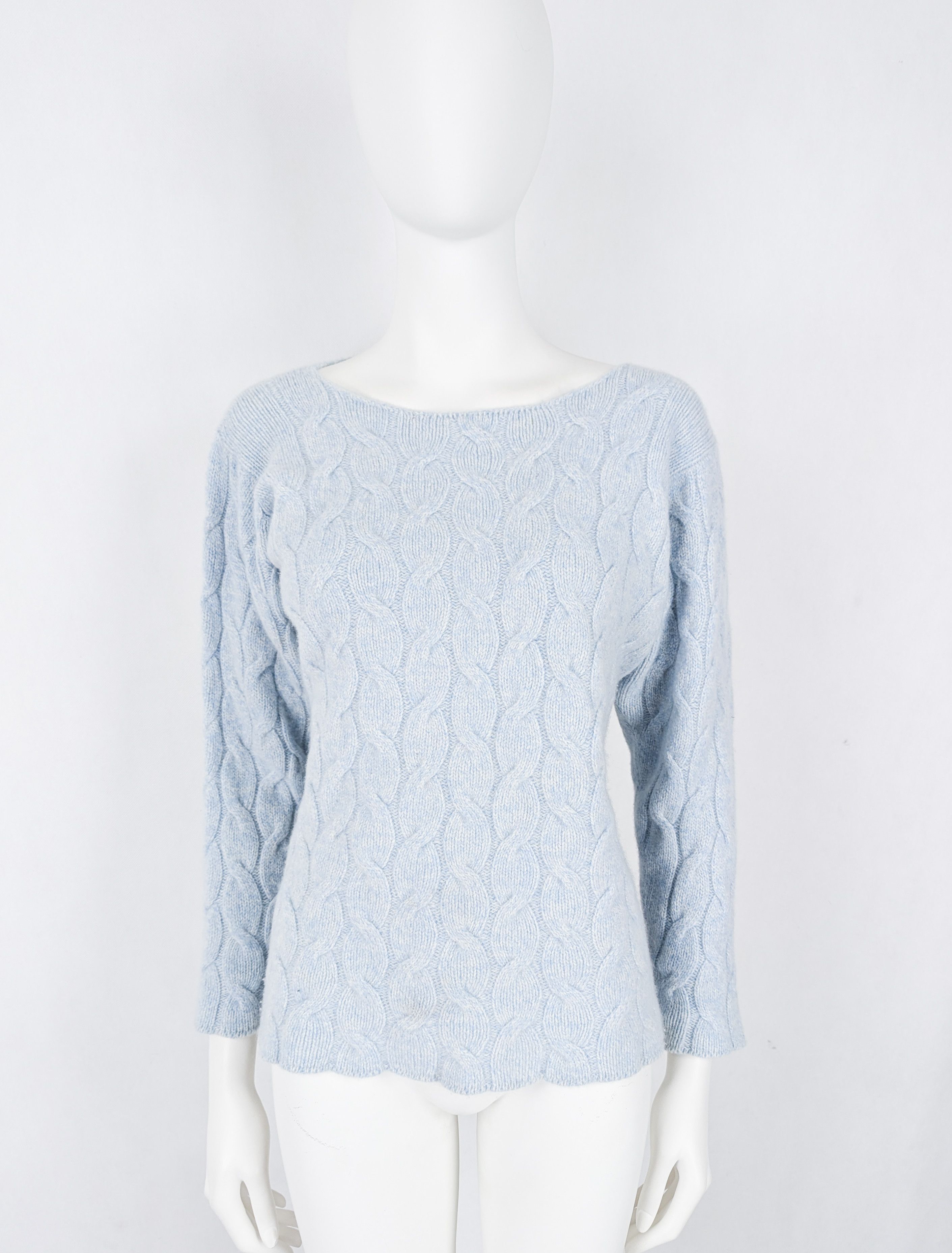 Johnstons Of Elgin Johnstons of elgin 100% cashmere sweater jumper M Size M / US 6-8 / IT 42-44 - 1 Thumbnail