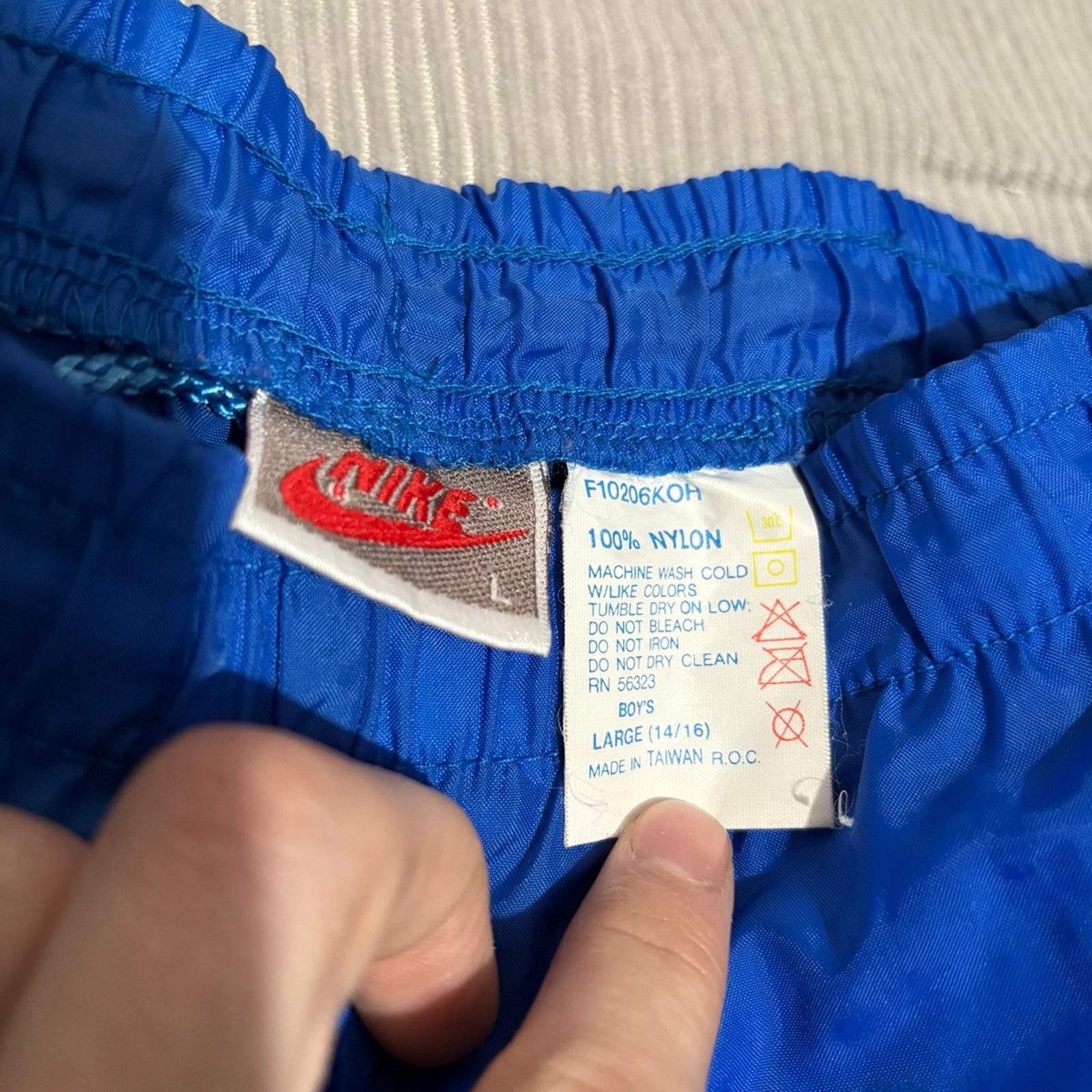 Nike × Vintage Xs 1980s Nike Windbreaker track pants Blue logo zip y2k Size US 28 / EU 44 - 4 Thumbnail
