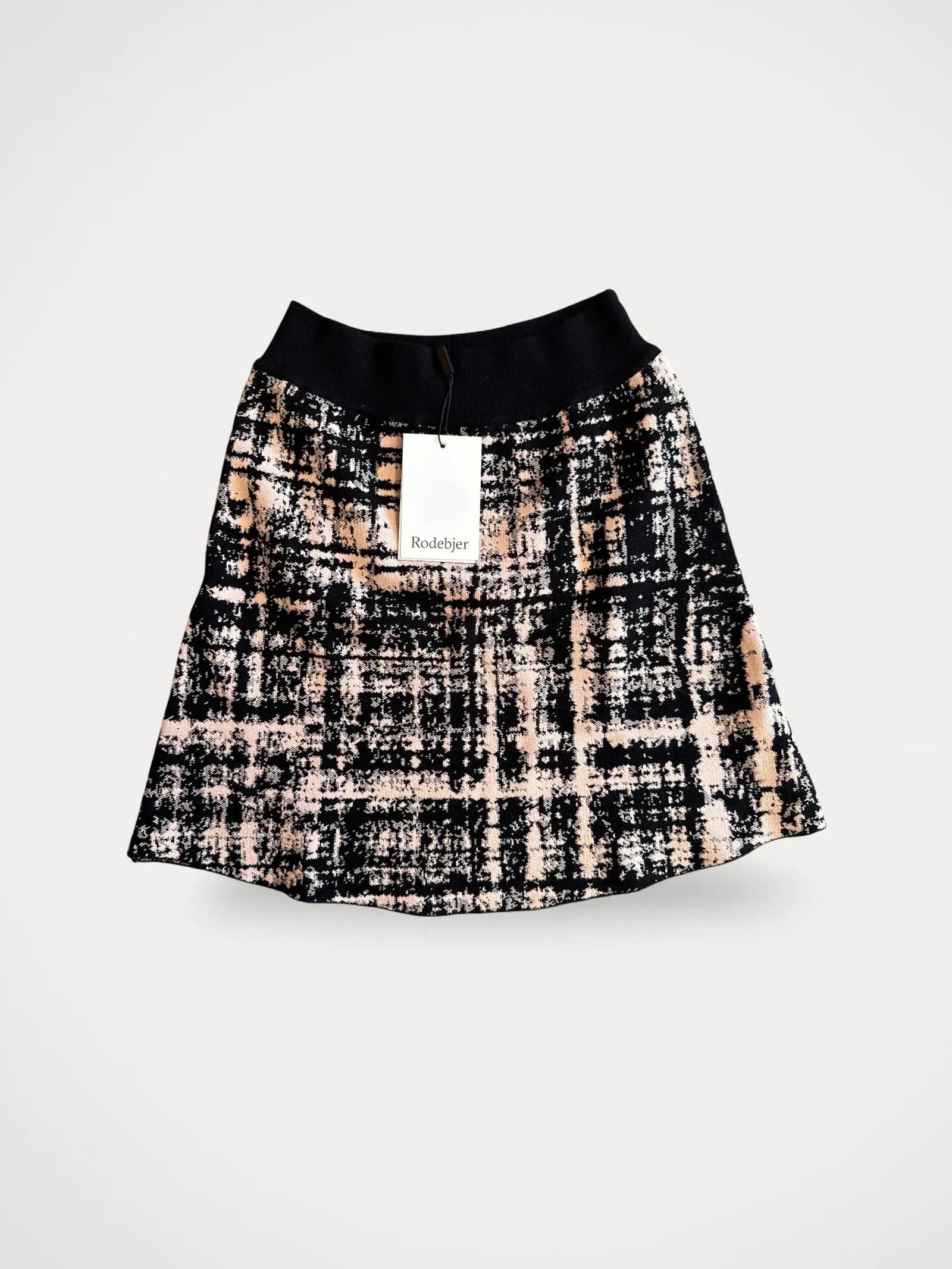 Rodebjer Rodebjer Tendai Skirt Size 25" / US 0 / IT 36 - 1 Thumbnail