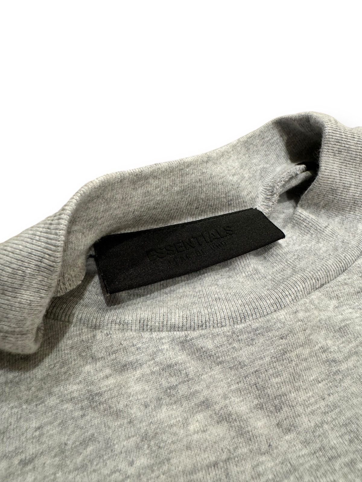 Essentials × Fear of God Fear of God Essentials Dark Heather Oatmeal T-Shirt Size US S / EU 44-46 / 1 - 4 Thumbnail