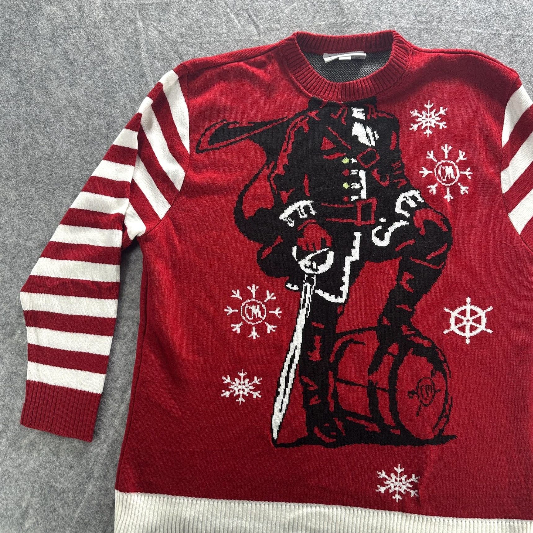 Vintage Captain Morgan Sweater Mens Medium Red White Pirate Ugly Christmas Rum Skull Size US M / EU 48-50 / 2 - 3 Thumbnail