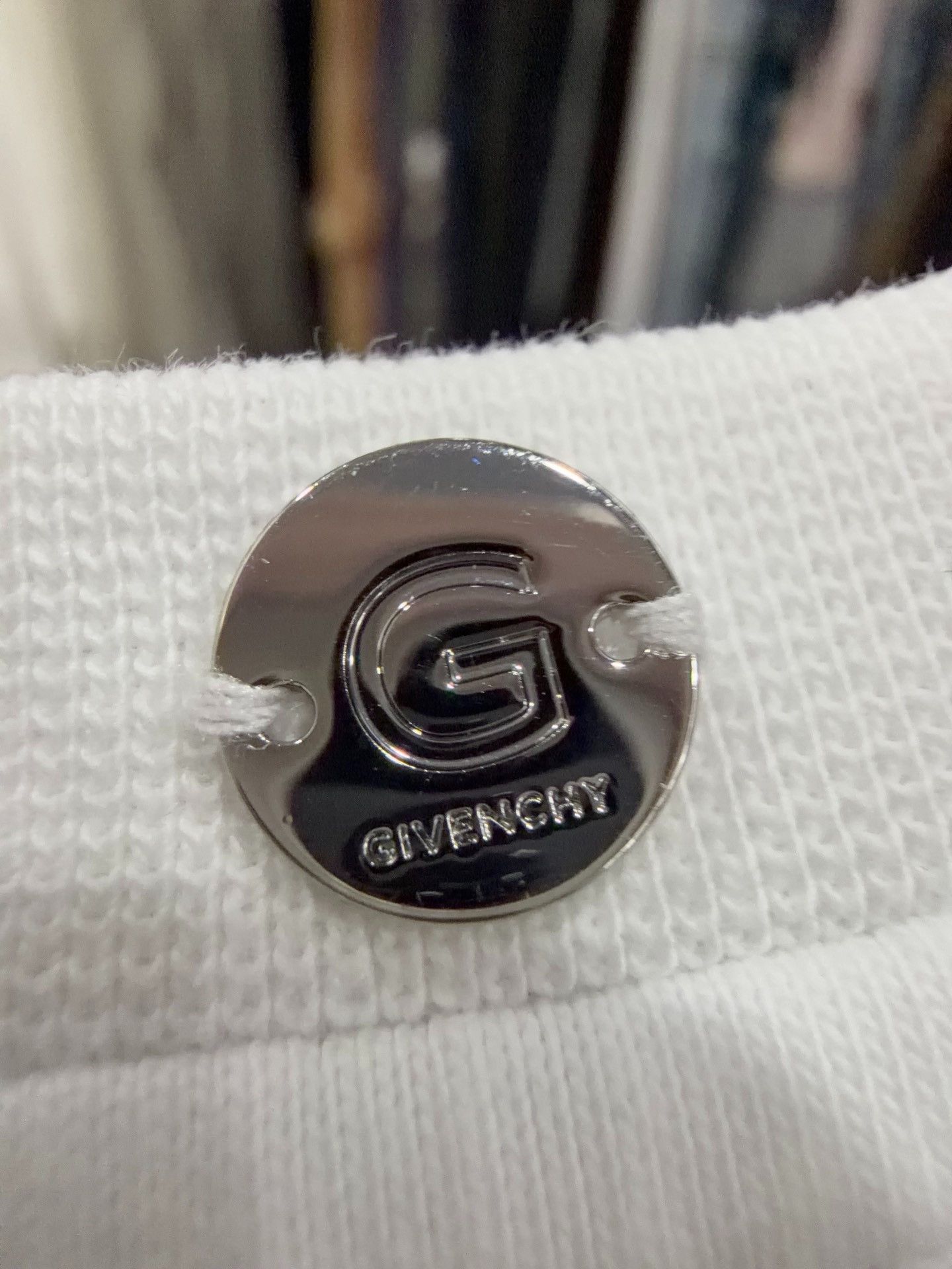 Givenchy Givenchy White Logo Beaded Short Sleeve Size US S / EU 44-46 / 1 - 5 Thumbnail