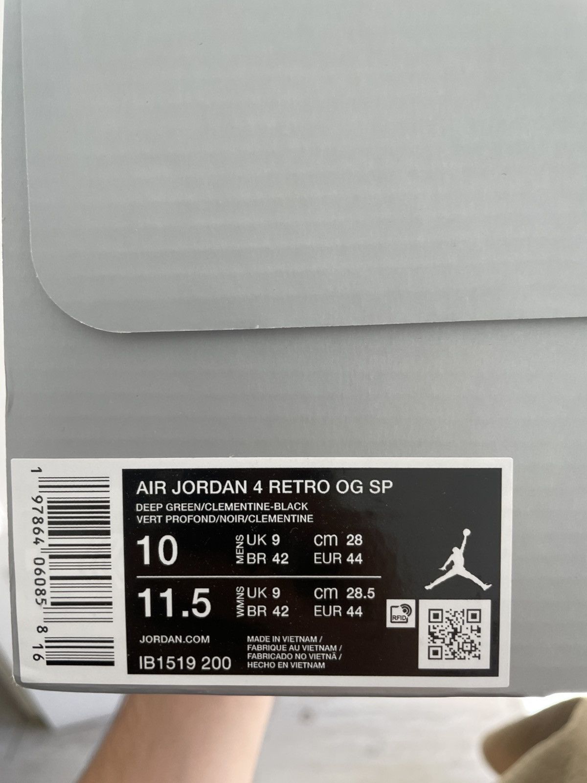 Jordan Brand × Undefeated Air Jordan 4 Retro “Undefeated” – Size 44 EU / 10 US Size US 11 / EU 44 - 9 Thumbnail