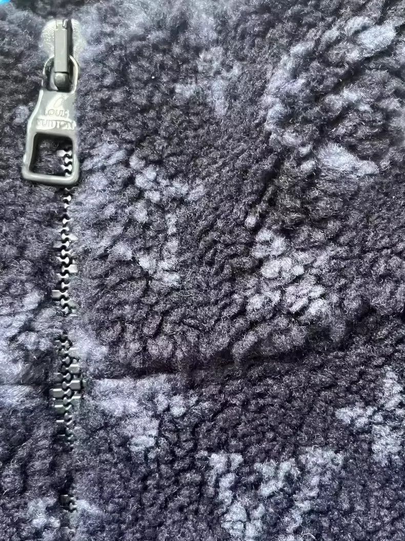 Louis Vuitton Louis Vuitton Full jacquard suede Logo jacket Size US S / EU 44-46 / 1 - 3 Thumbnail