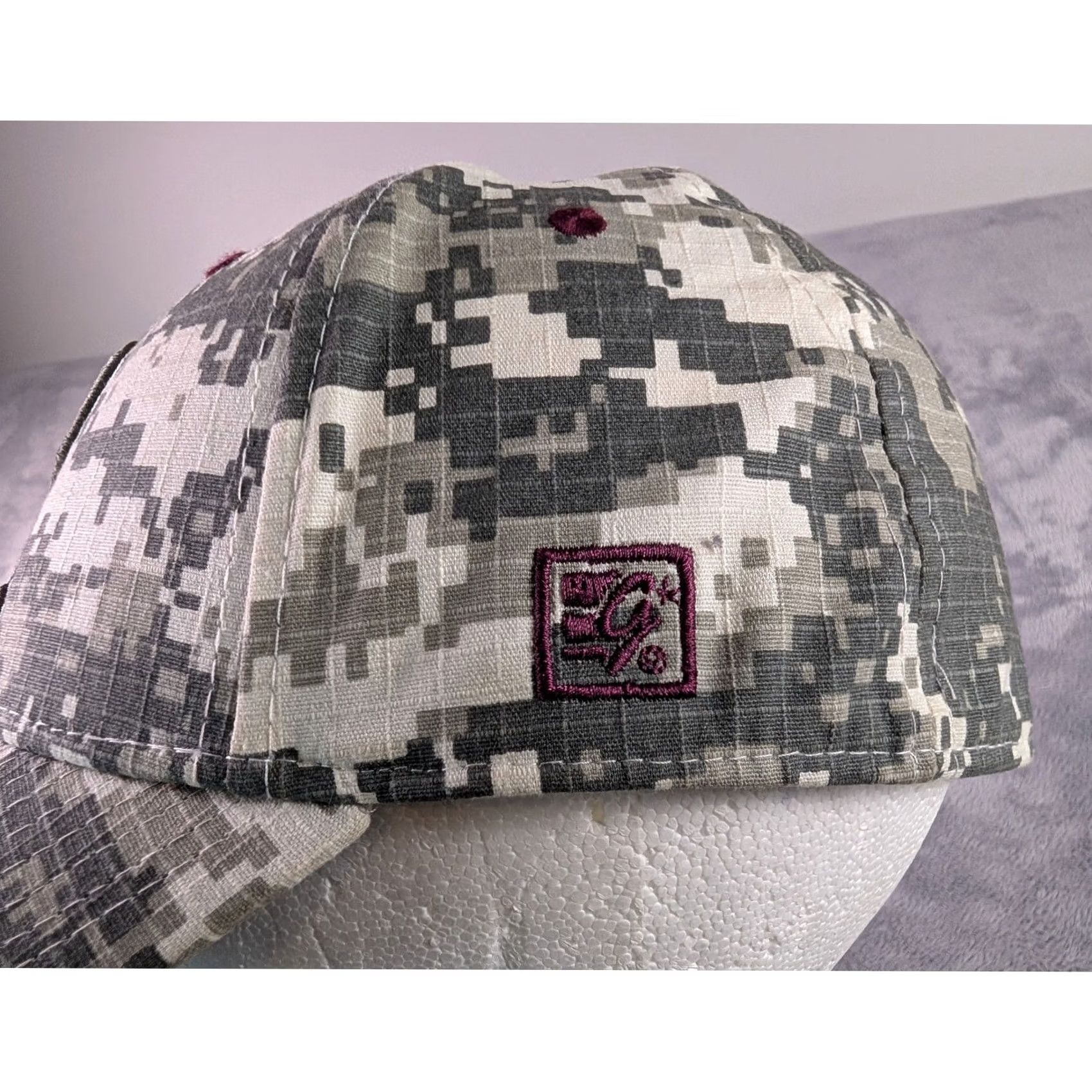 Vintage The Game PRO Bulldogs Hat Mens M Digital Camo A-Flex Stretch Fit Cap Grey Size ONE SIZE - 3 Thumbnail
