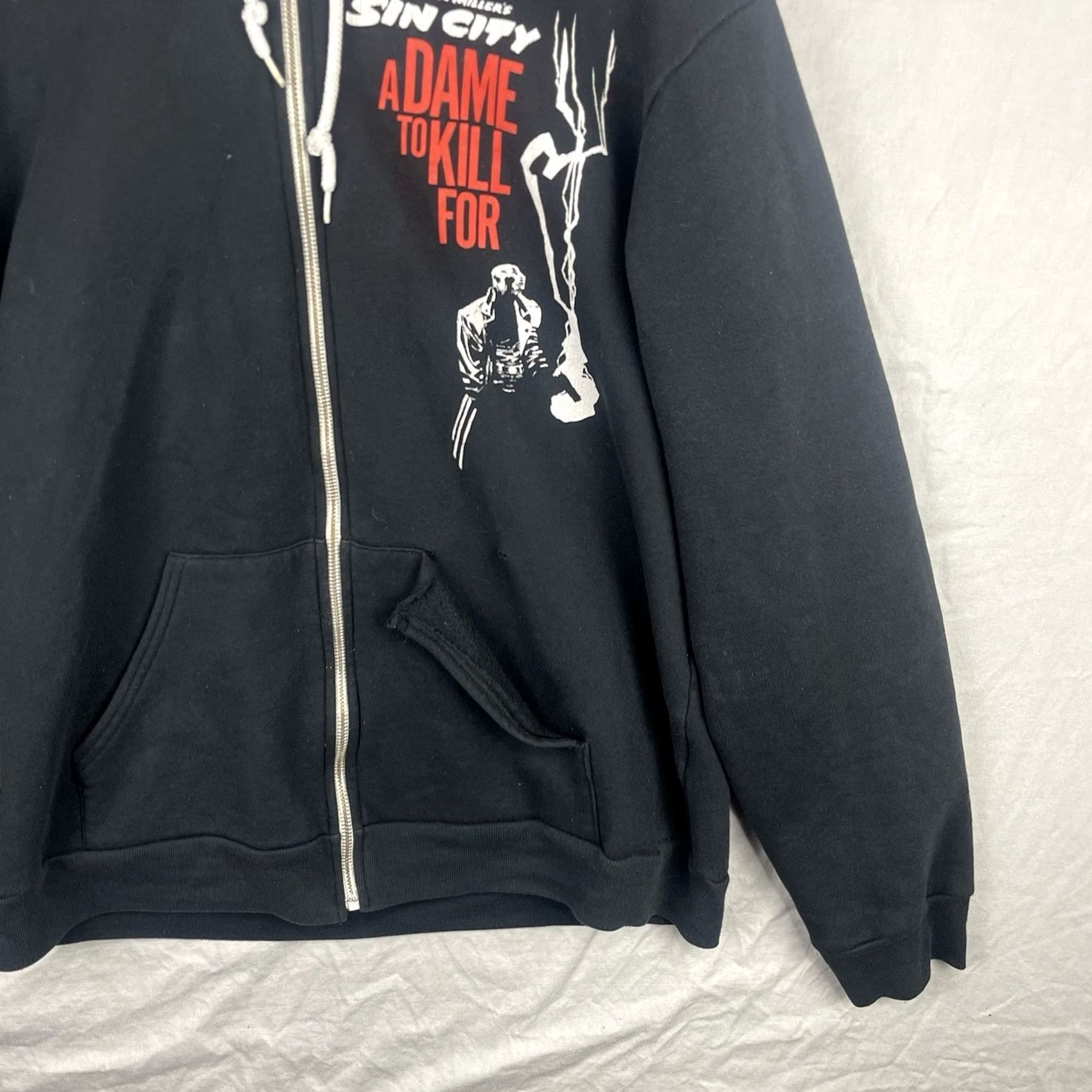 American Apparel Nike Shirt Mens XL Sin City Sweater Hoodie A Dame To Kill For Movie Crew Full Zip Graphic Print Hooded Pockets Black Glow Size US XL / EU 56 / 4 - 3 Thumbnail