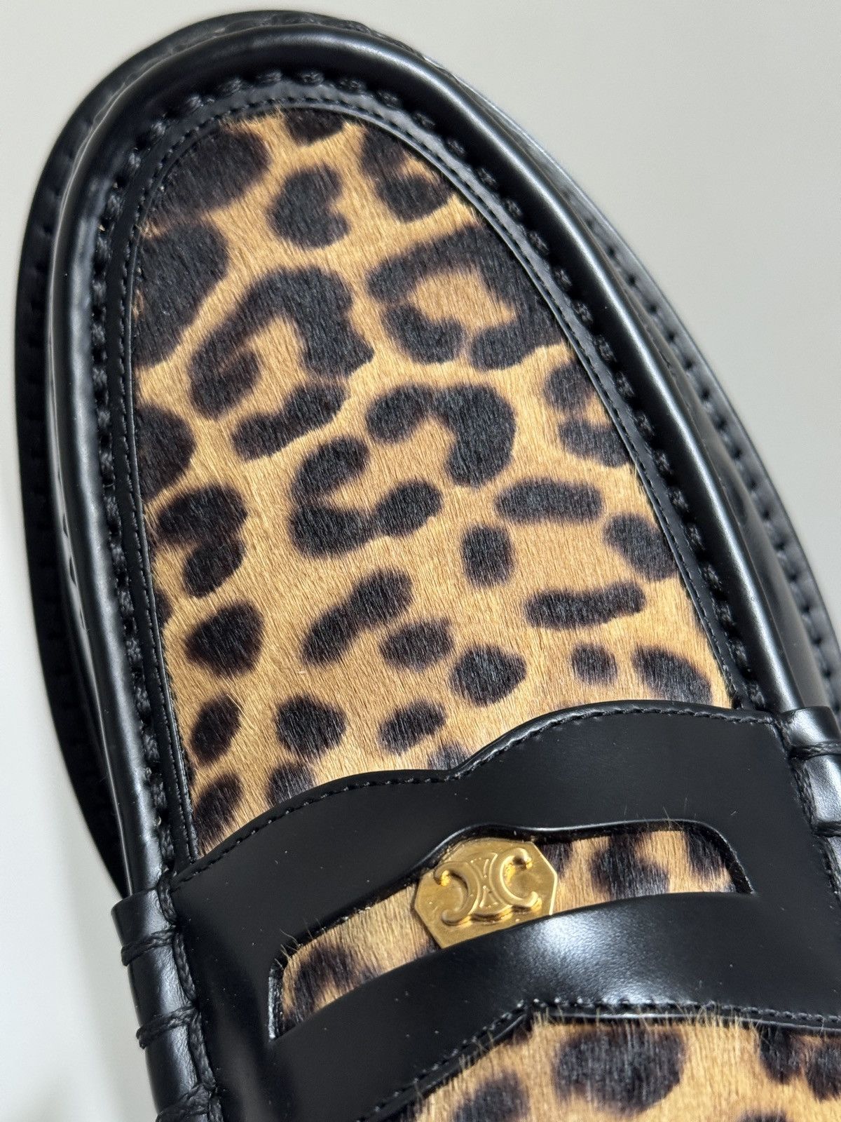 Celine Celine Homme Black Leopard Print Triomphe Loafers EU42 Size US 9 / EU 42 - 9 Thumbnail