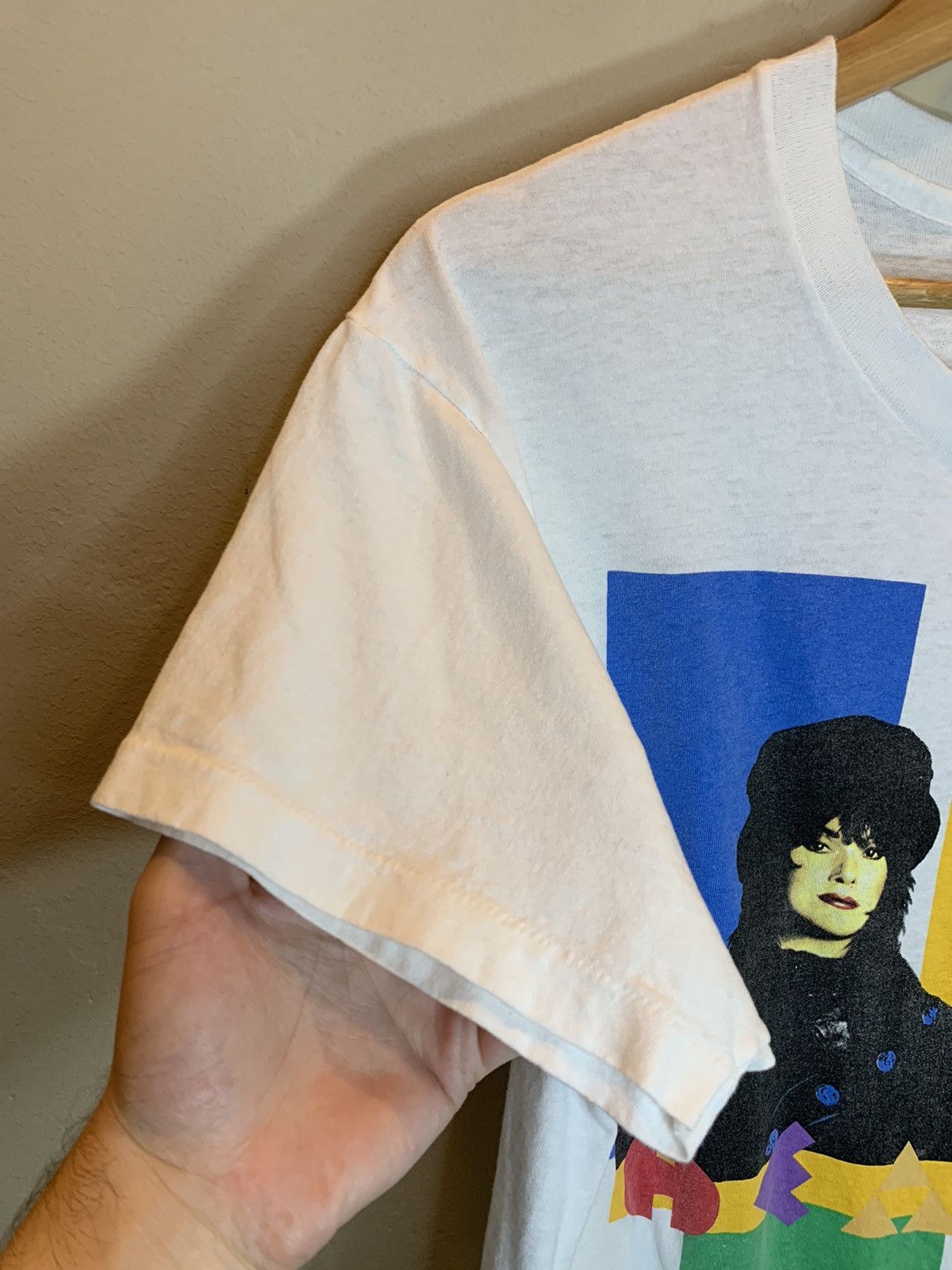 Band Tees *RARE* Vintage 1980 Heart Band Portrait Single Stitch Shirt Size US XL / EU 56 / 4 - 5 Thumbnail