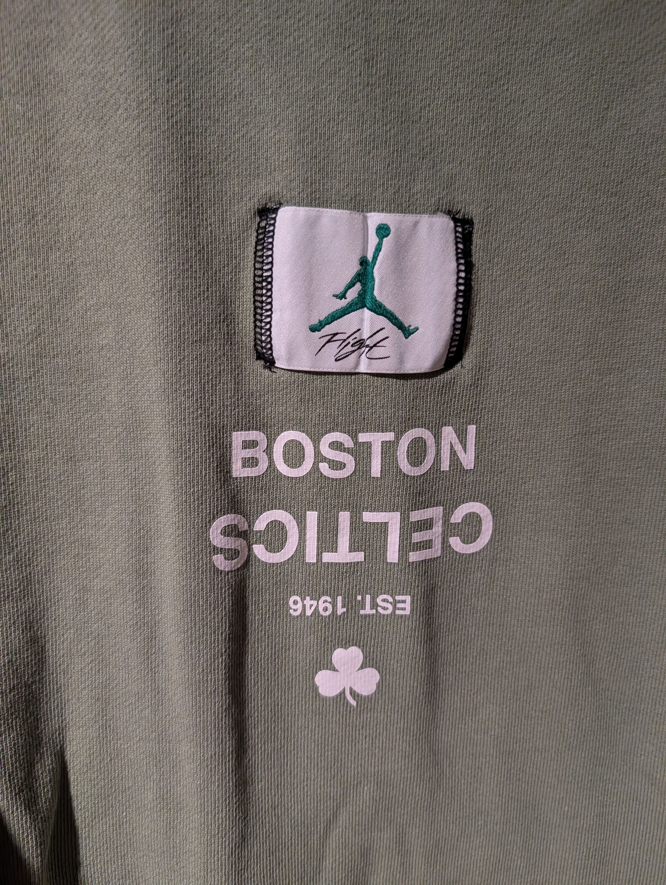 Jordan Brand Nike Air Jordan Boston Celtics NBA Crewneck Sweatshirt Size US XL / EU 56 / 4 - 2 Thumbnail