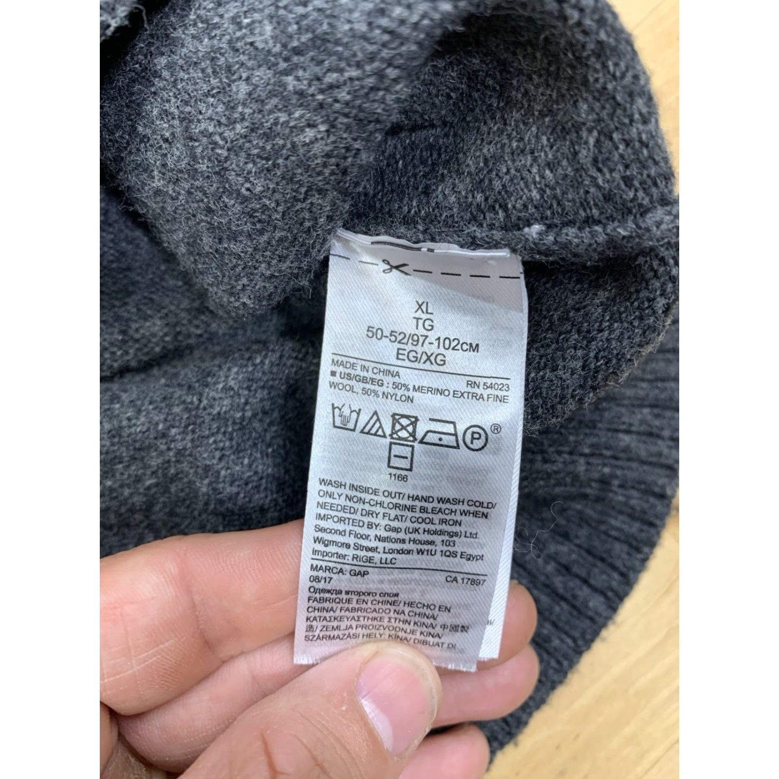 Gap Gap Sweatshirt Mens XL Crew Neck Charcoal Gray Wool Blend Casual Pullover 11353 Size US XL / EU 56 / 4 - 3 Thumbnail