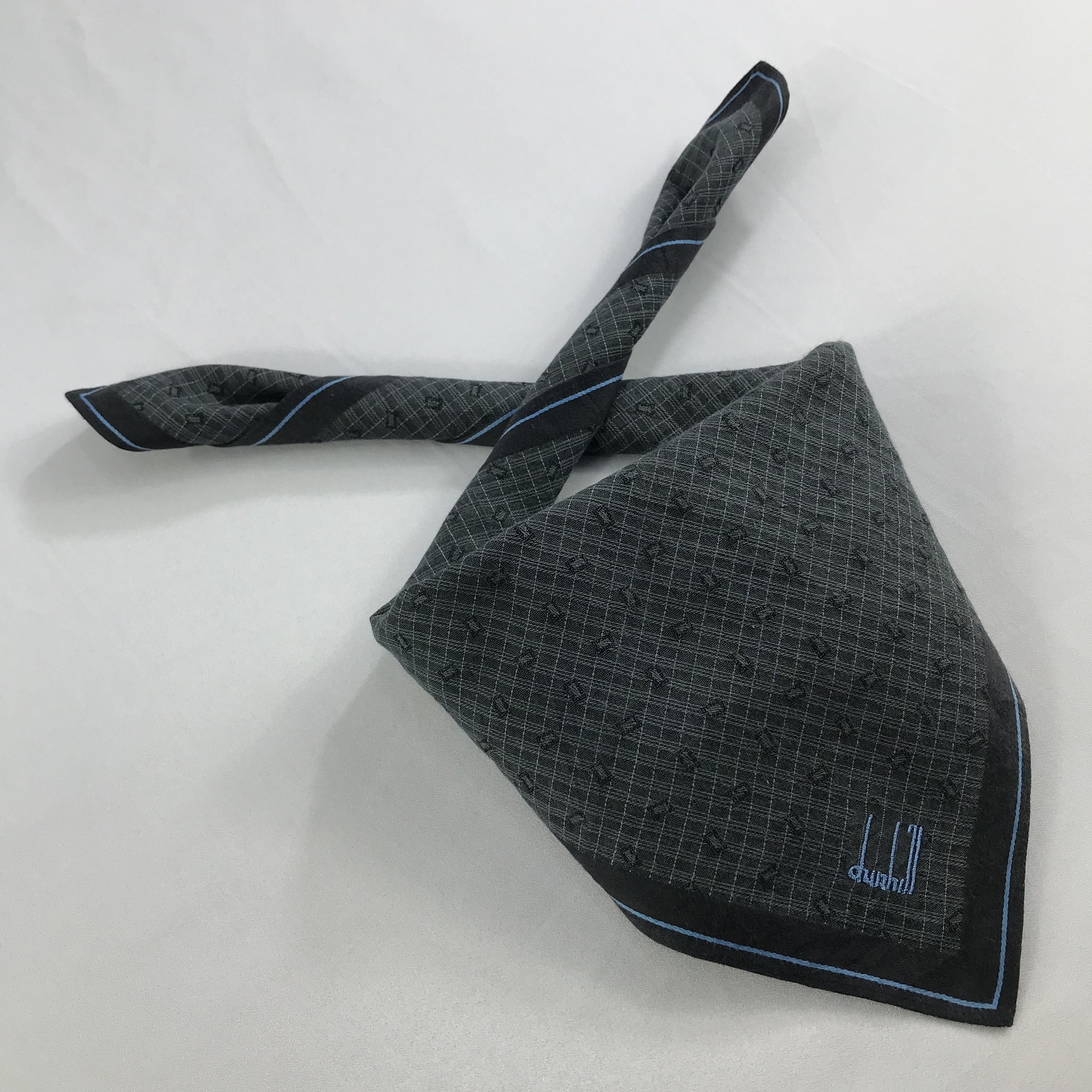 Alfred Dunhill × Vintage Dunhill Bandana / Handkerchief / Neckerchief - S2584 Size ONE SIZE - 4 Thumbnail
