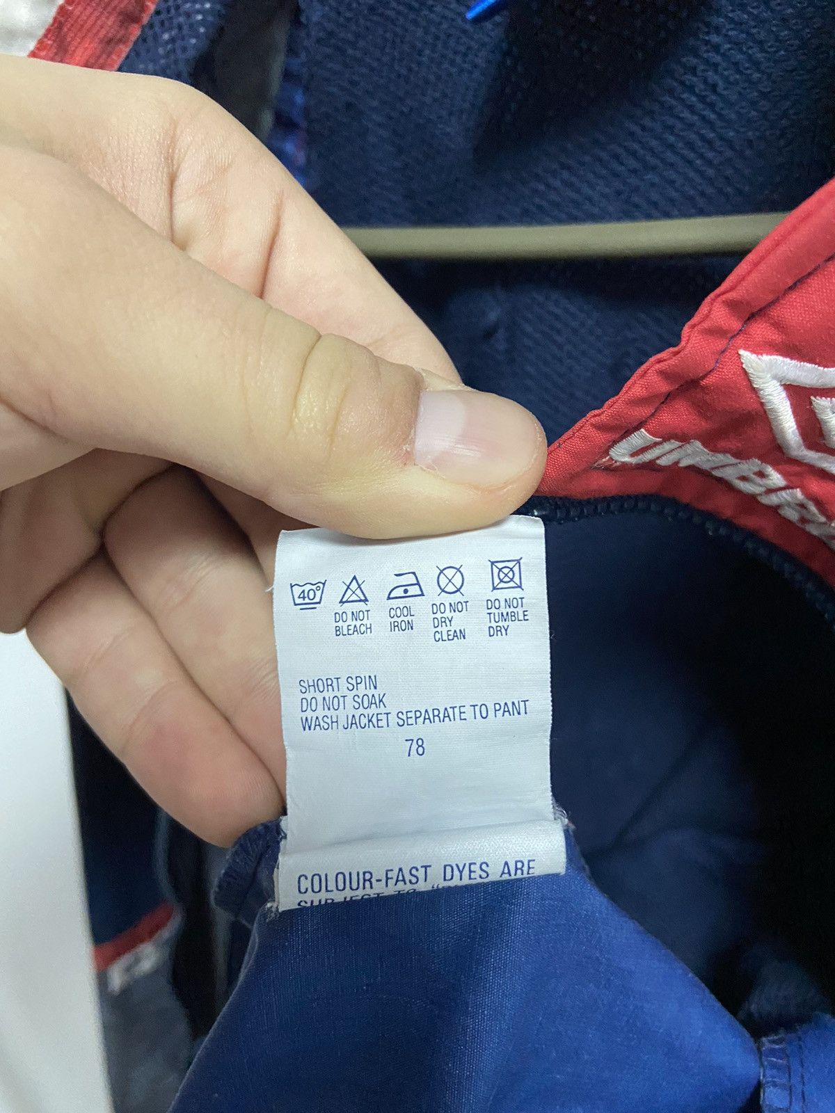 Umbro × Vintage Umbro Vintage Jacket Windbreaker Small Logo Y2K jersey Size US L / EU 52-54 / 3 - 8 Thumbnail