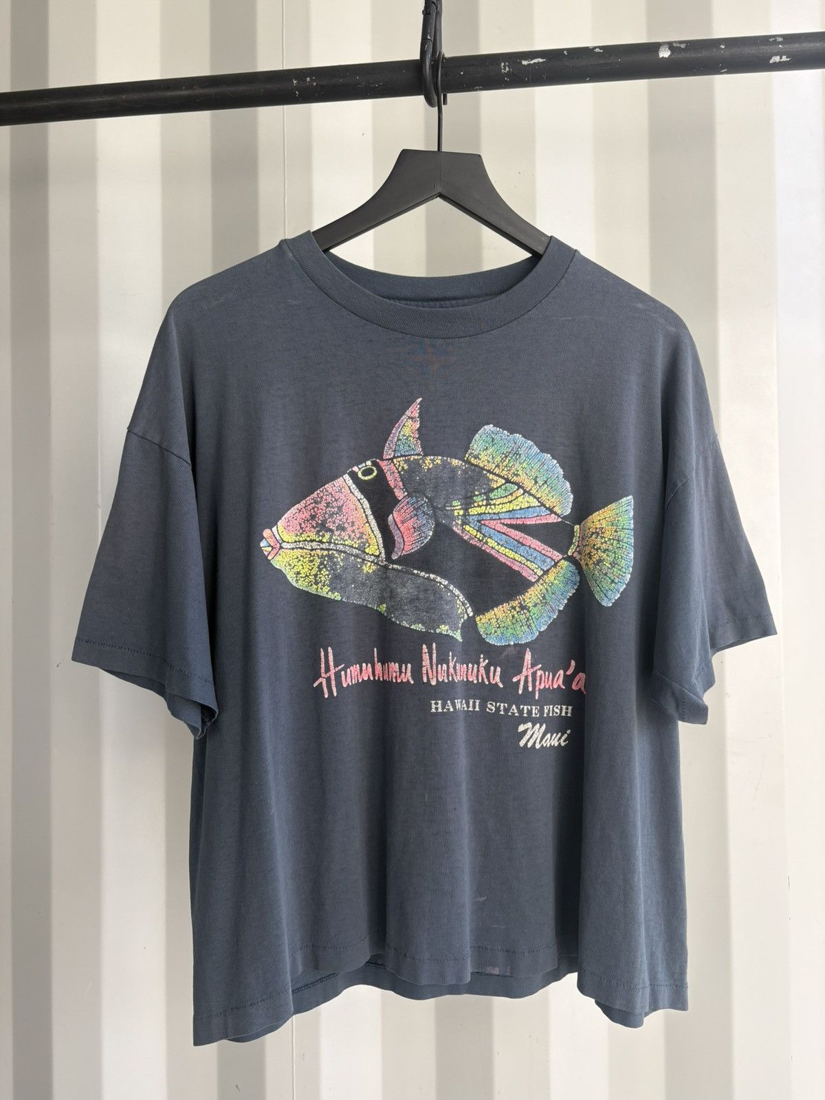 Vintage Vintage Maui Hawaii Shirt Distressed Faded Grunge Boxy Band Size US L / EU 52-54 / 3 - 1 Thumbnail