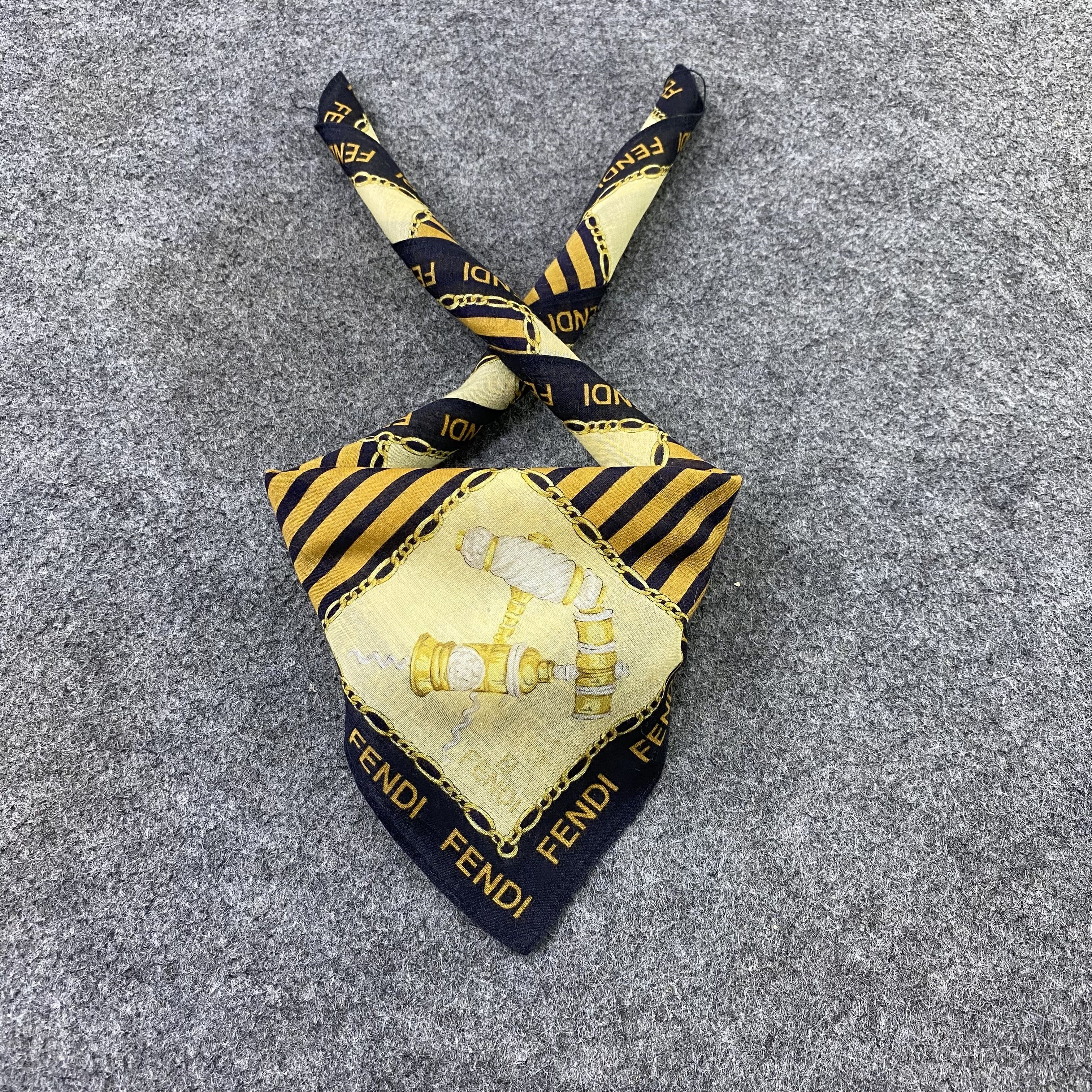 Fendi Fendi Handkerchief Neckerchief Bandana-B1726 Size ONE SIZE - 2 Thumbnail