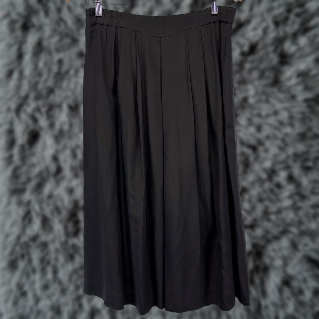 Vintage VINTAGE Omanti Silk Midi Skirt Women’s 10 Black Pleated Witchy Indie Academia Womens 90s Bohemian Size 32" / US 10 / IT 46 - 1 Thumbnail