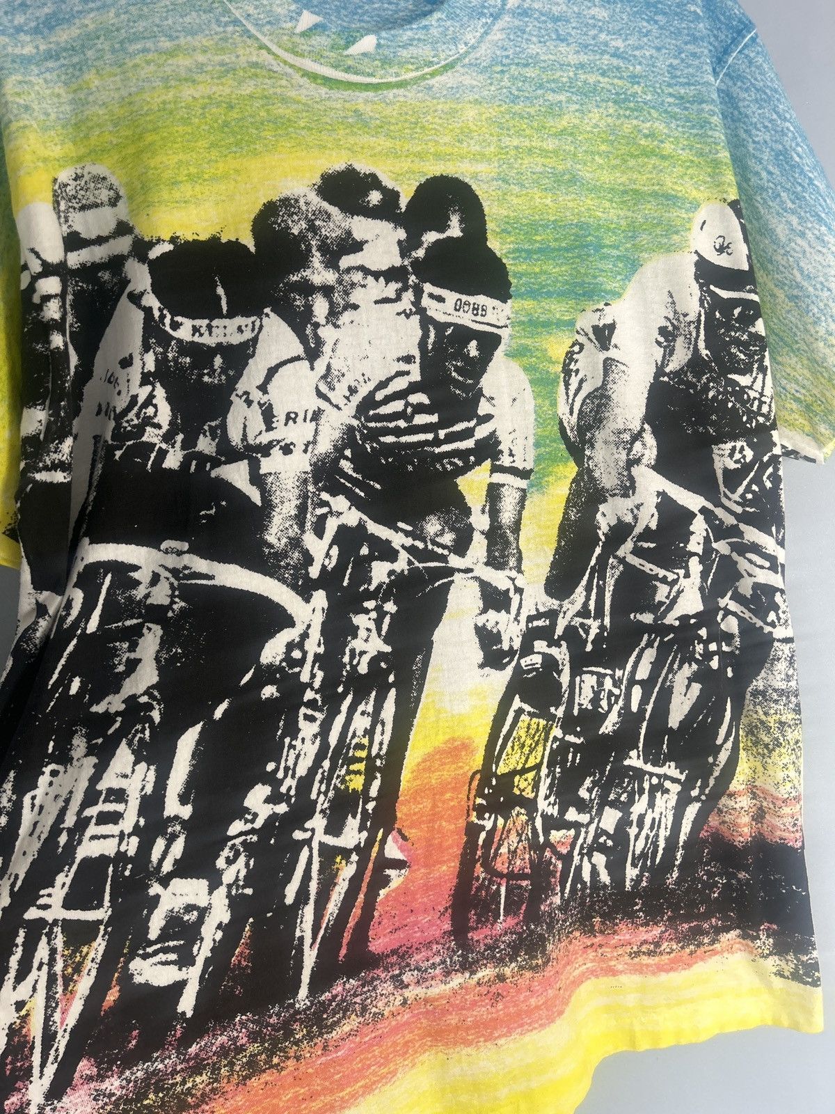 Vintage Vintage 90s All Over Print Cycling Race Tee Size US XL / EU 56 / 4 - 2 Thumbnail
