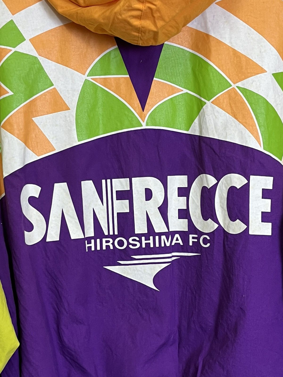 Sports Specialties HYSTORY🔥VINTAGE 90s SANFRECCE HIROSHIMA FC 1994 JACKET Size US L / EU 52-54 / 3 - 4 Thumbnail