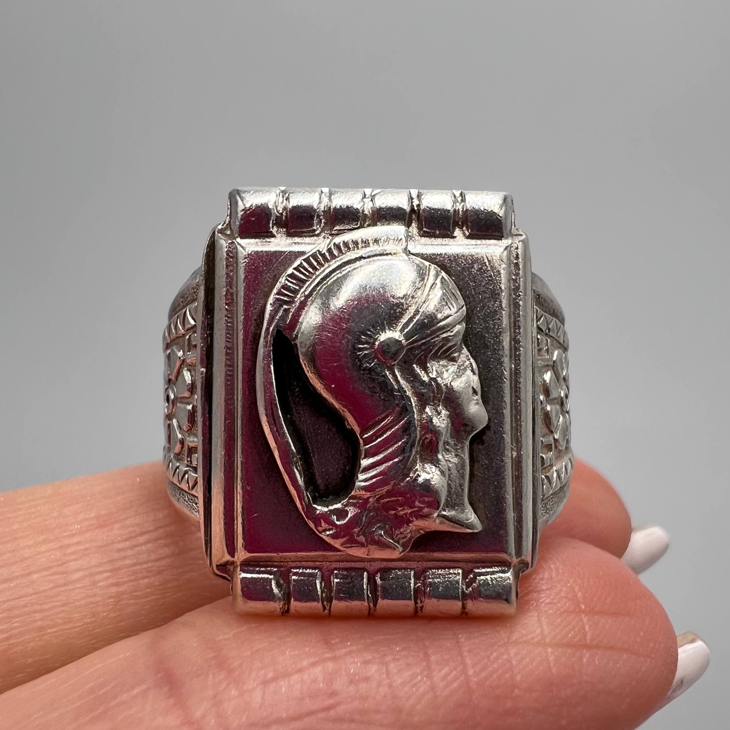 Vintage 1970s Heavy Vintage Soviet 875 Silver Knight Ring 8.5 Size ONE SIZE - 1 Thumbnail