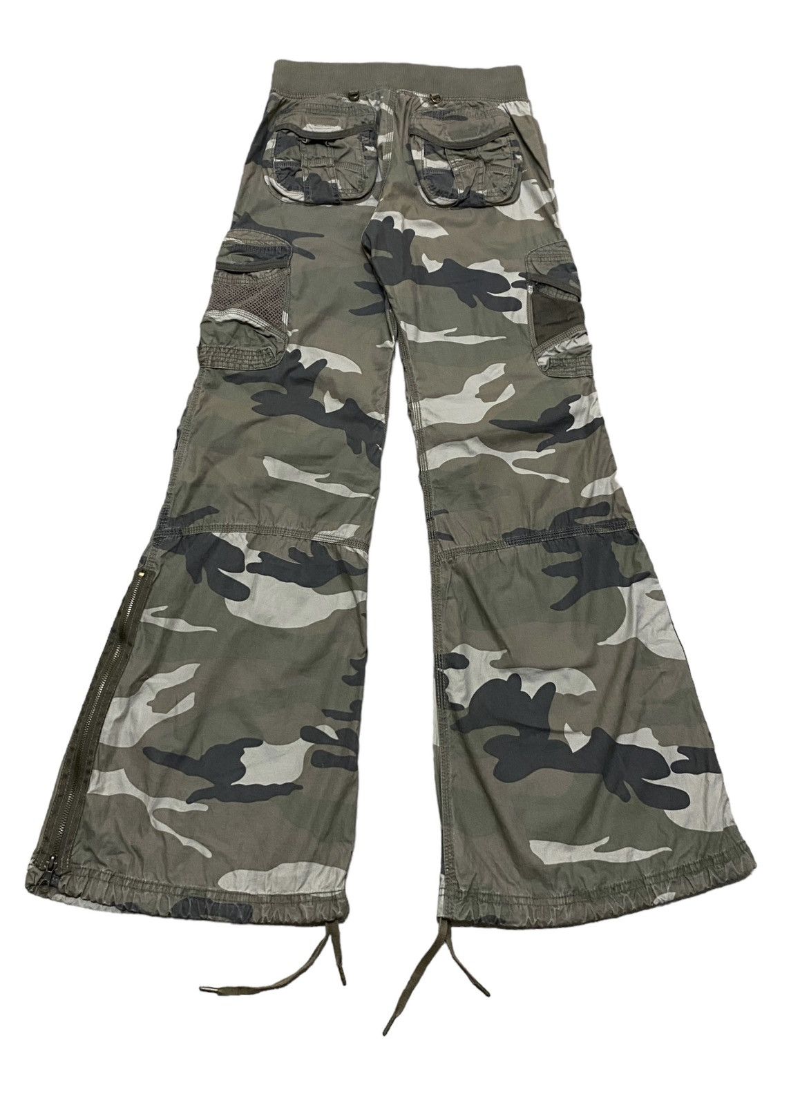 Very Rare Vintage GOA Super Flared Parachute Cargo 1990s Menswear