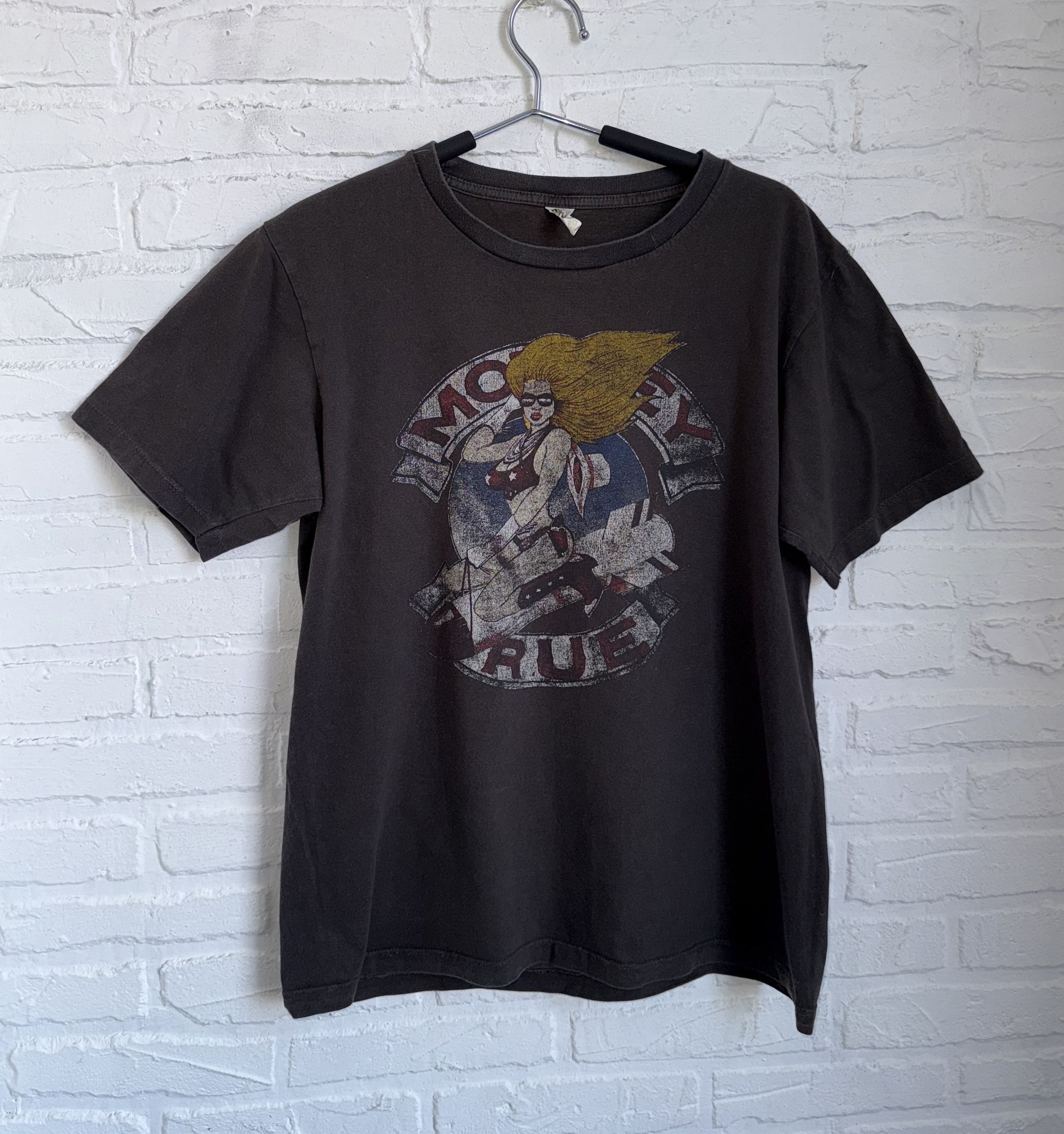 Band Tees Vintage 90s Motley Crue girls girls girls t-shirt Size US M / EU 48-50 / 2 - 1 Thumbnail