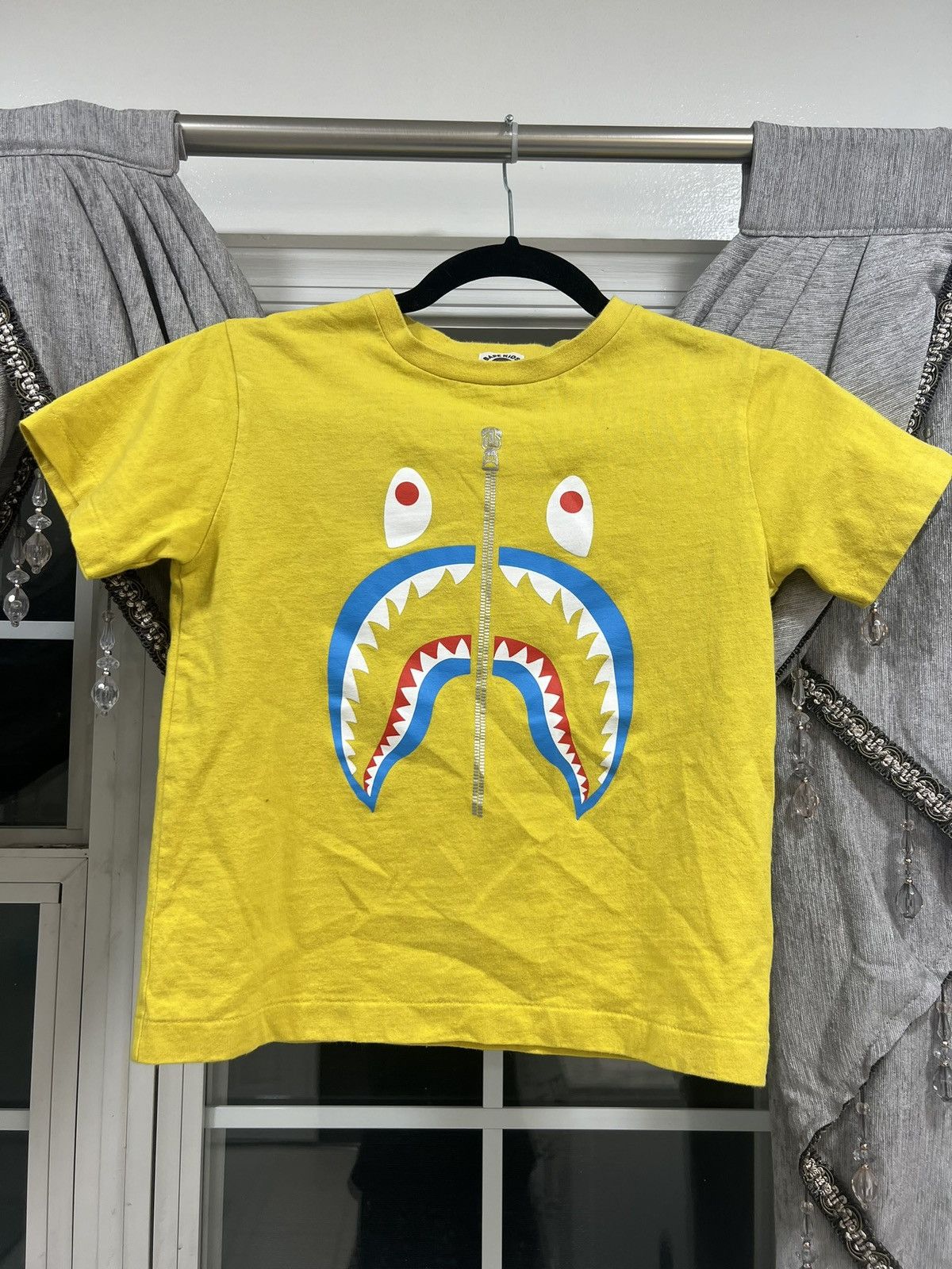 Bape × Vintage RARE 2016 BABY MILO SHARK TEE Size US XS / EU 42 / 0 - 1 Thumbnail