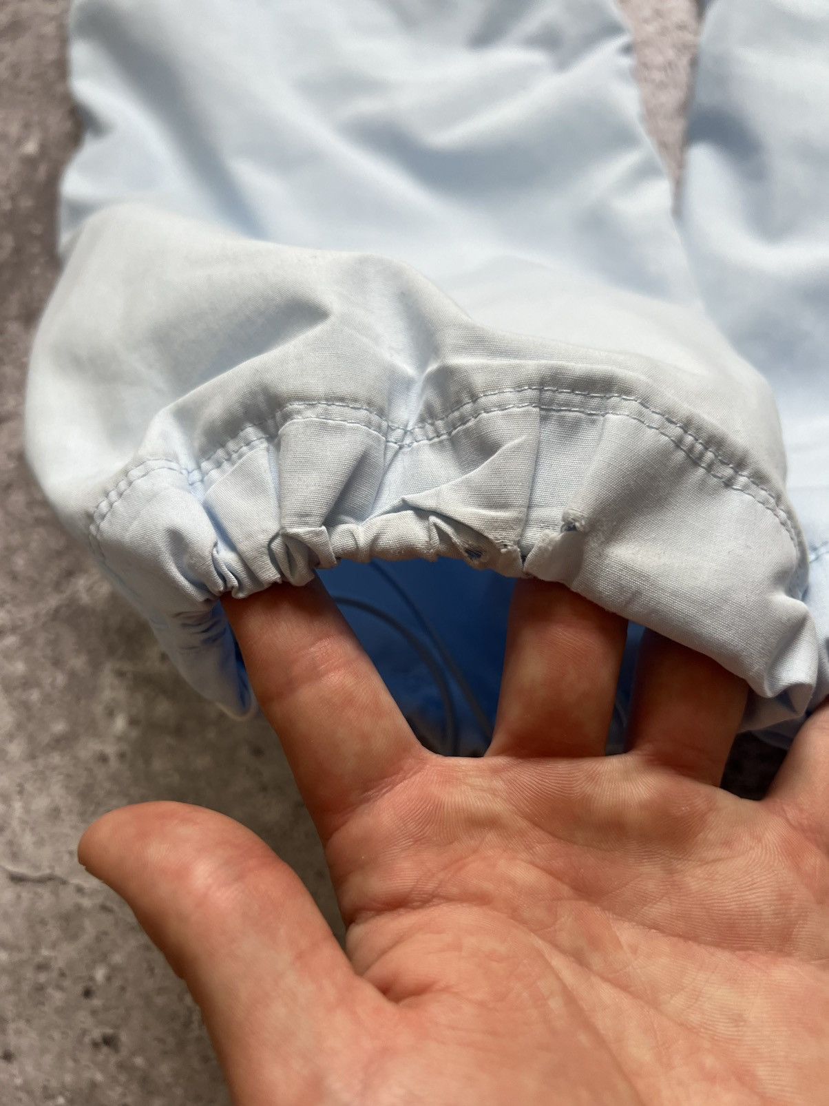 Vintage Vintage Nike Nylon TrackSuit Y2K Swoosh White Blue Women's Size L / US 10 / IT 46 - 22 Thumbnail