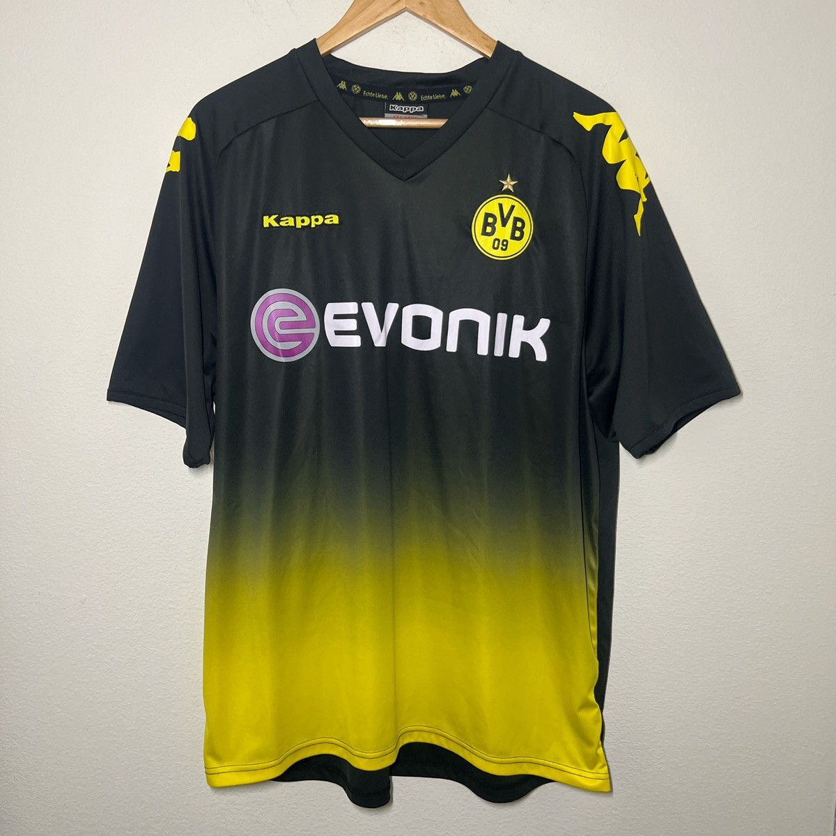 Kappa Borussia Dortmund 2011-2012 Away Jersey | Vintage Soccer Size US XL / EU 56 / 4 - 1 Thumbnail