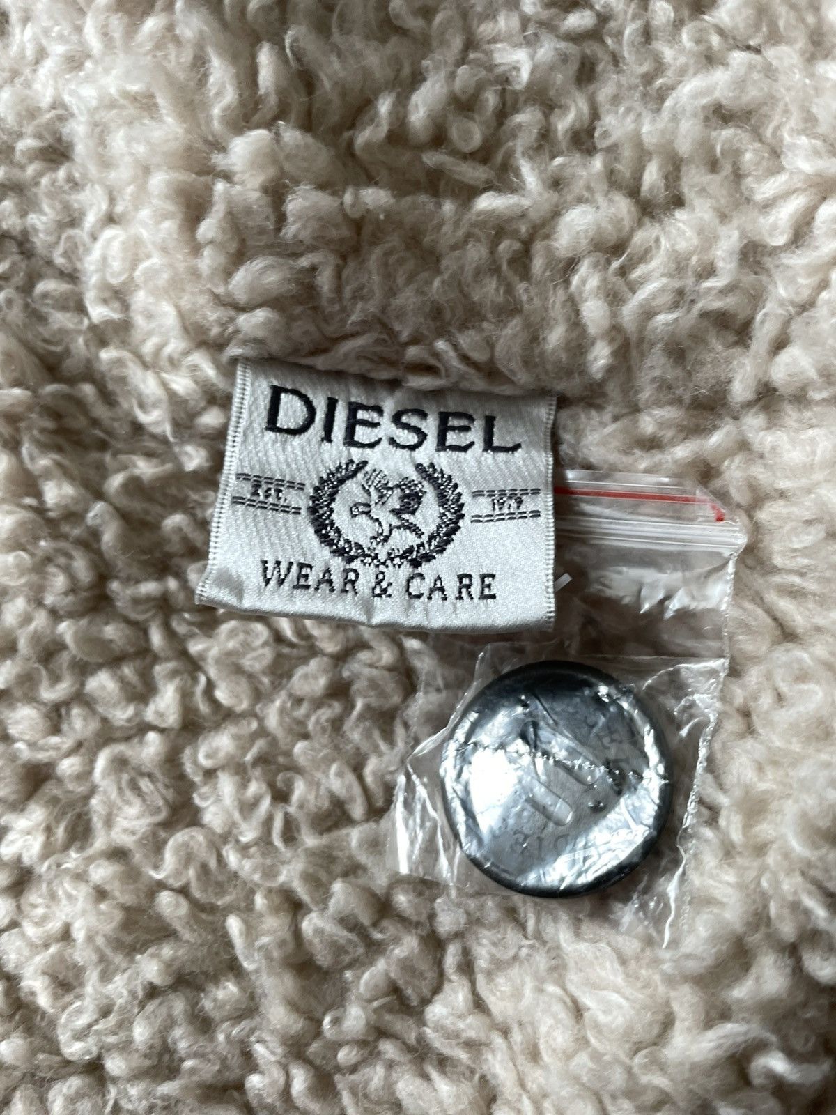 Diesel × Vintage Vintage Diesel Winter Jacket / Parka US M / EU 48-50 / 2 Size US M / EU 48-50 / 2 - 9 Thumbnail