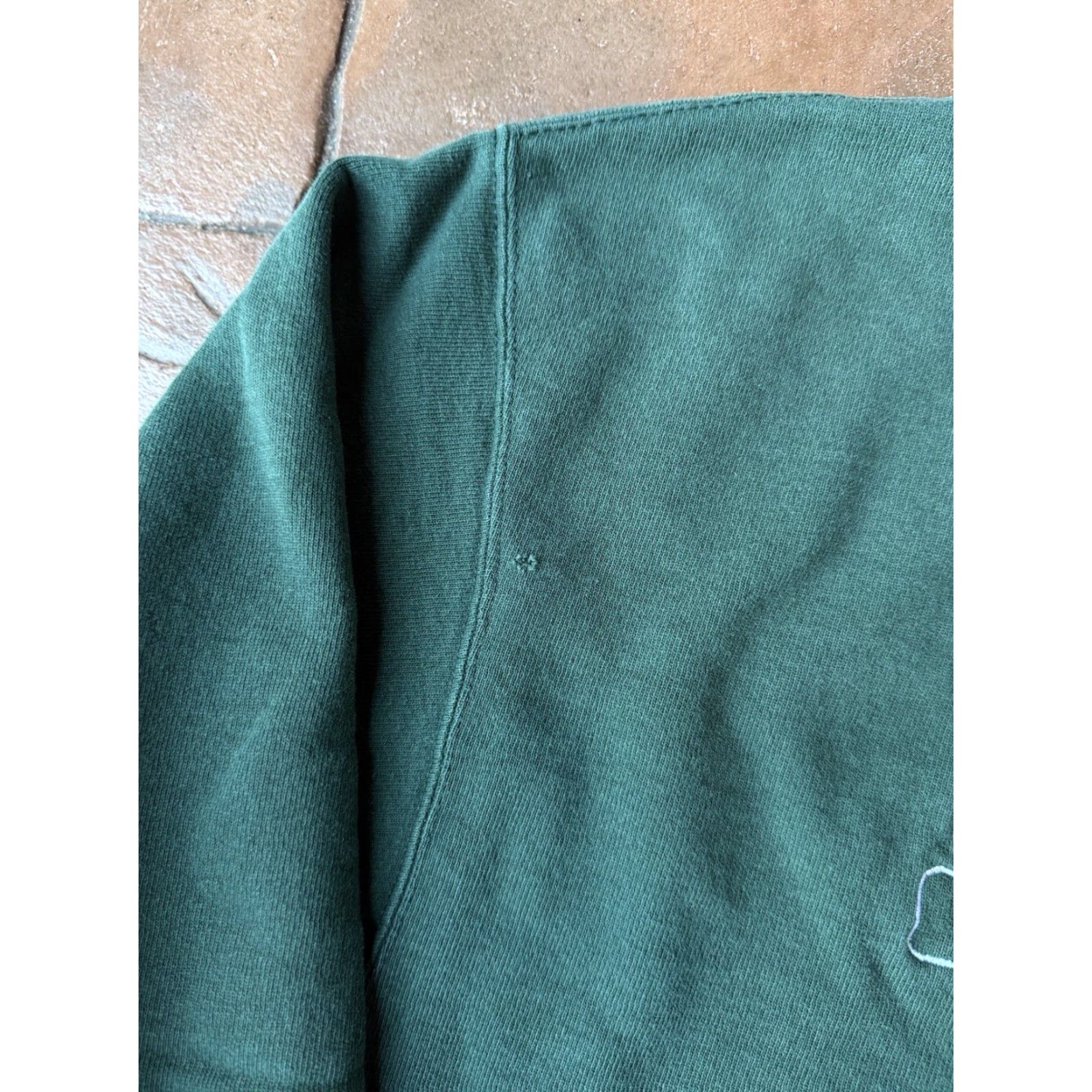 Champion VINTAGE Champion Athletics Crew Neck Sweatshirt Large Embroidered USA Green Men L Sweatshirt Size US L / EU 52-54 / 3 - 4 Thumbnail