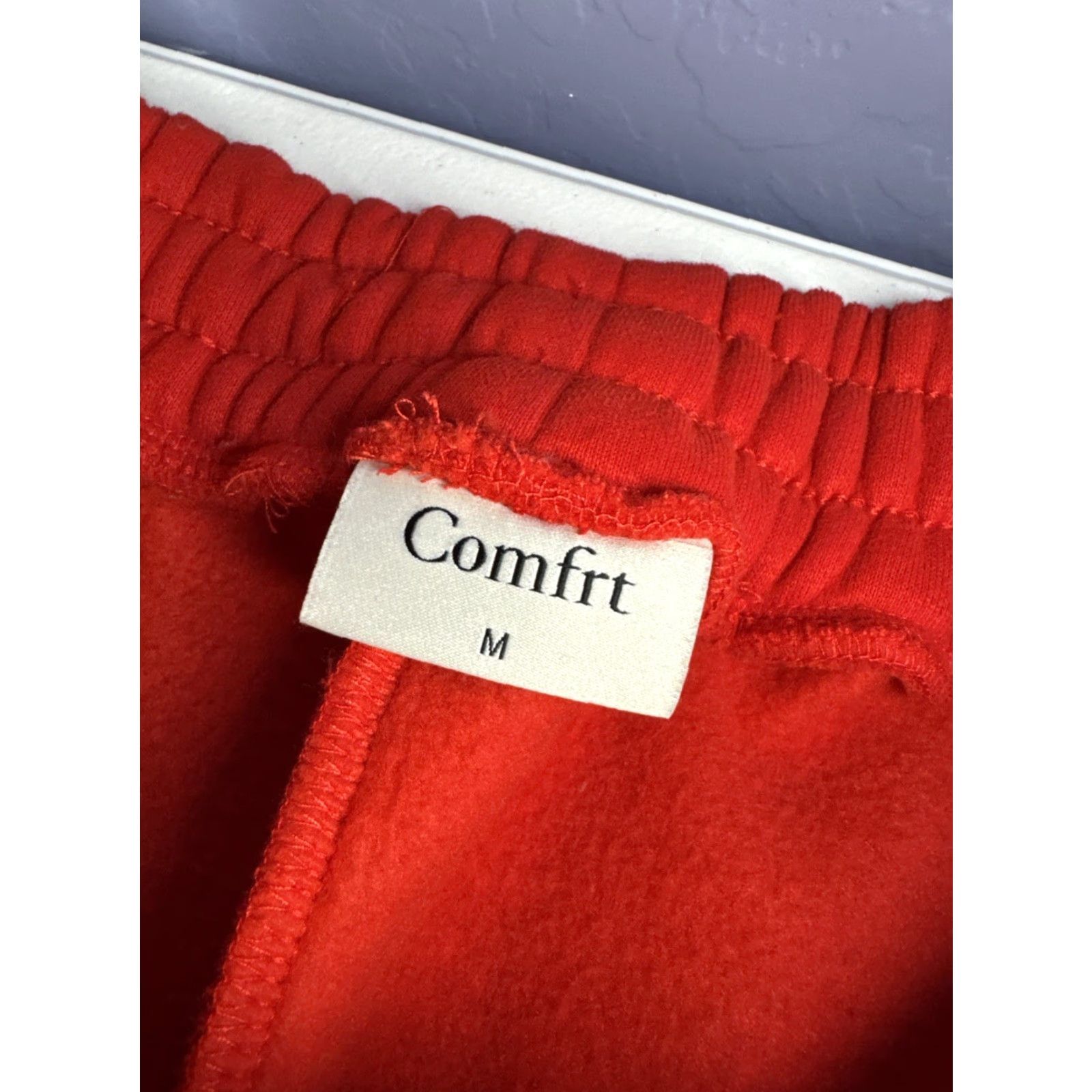 Vintage CMFRT Comfort Straight Leg Red Sweatpants Sweat Unisex Adults M Size 32" / US 10 / IT 46 - 3 Thumbnail